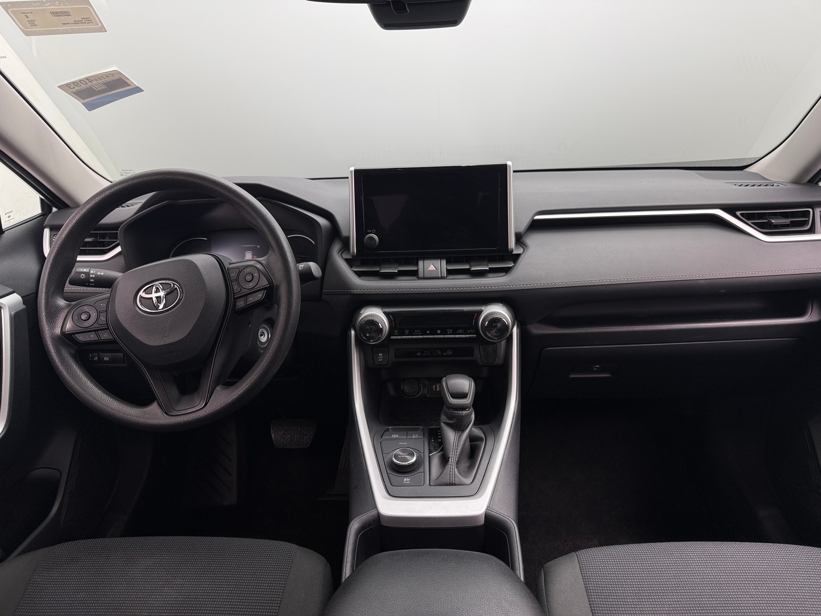 Thumbnail: 2025 Toyota RAV4 - 3