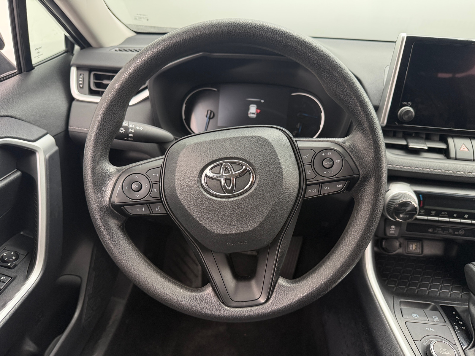 Thumbnail: 2025 Toyota RAV4 - 5