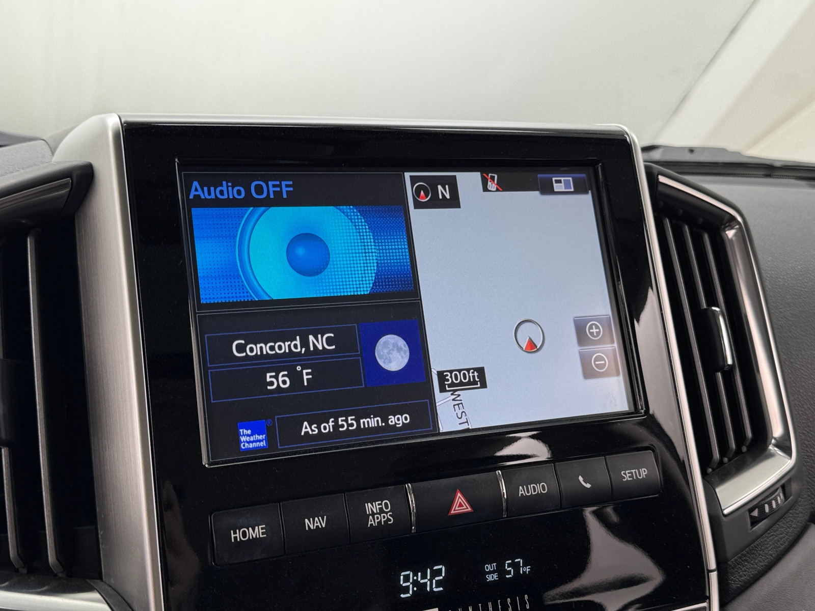 Thumbnail: 2019 Toyota Land Cruiser - 4