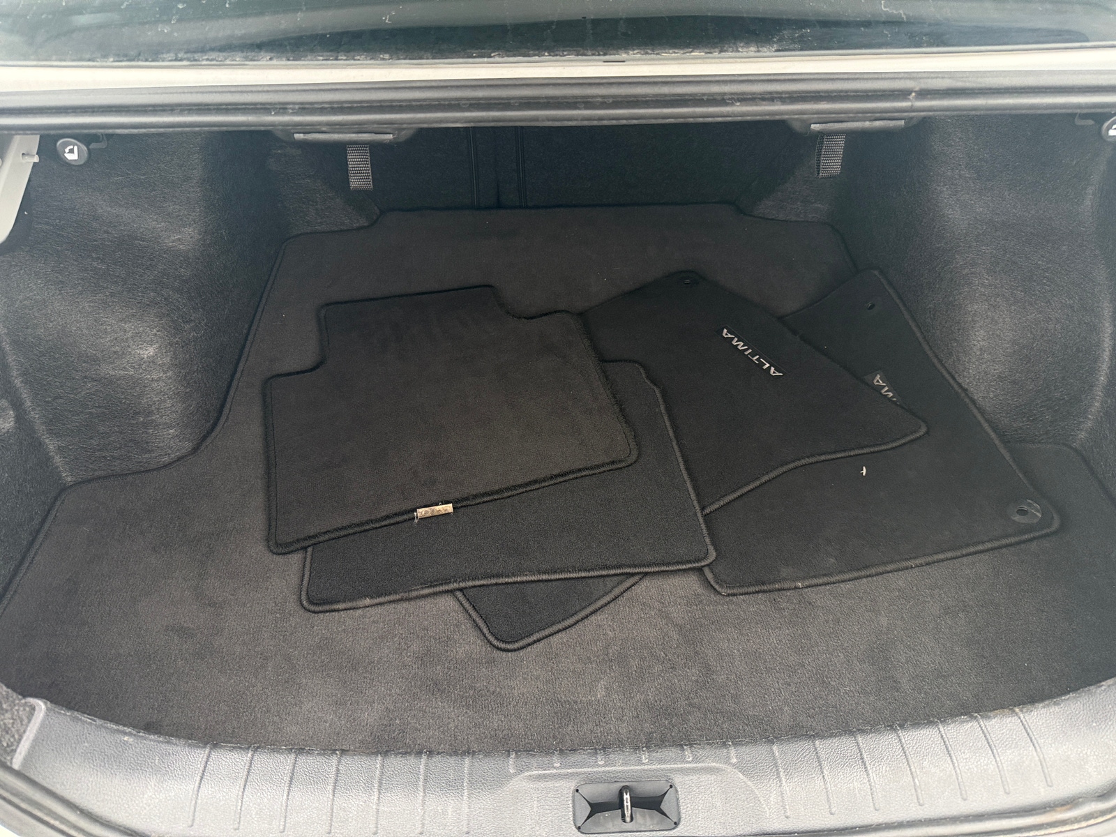 Thumbnail: 2025 Nissan Altima - 7