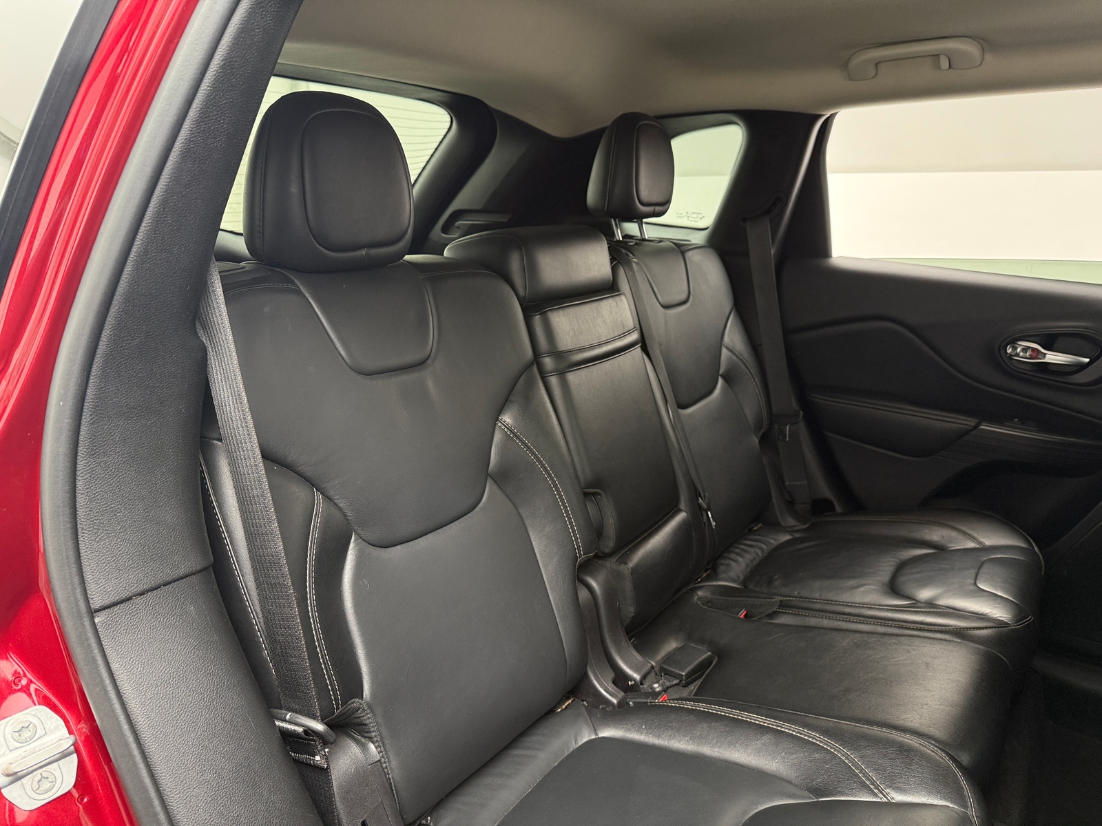 Thumbnail: 2015 Jeep Cherokee - 5