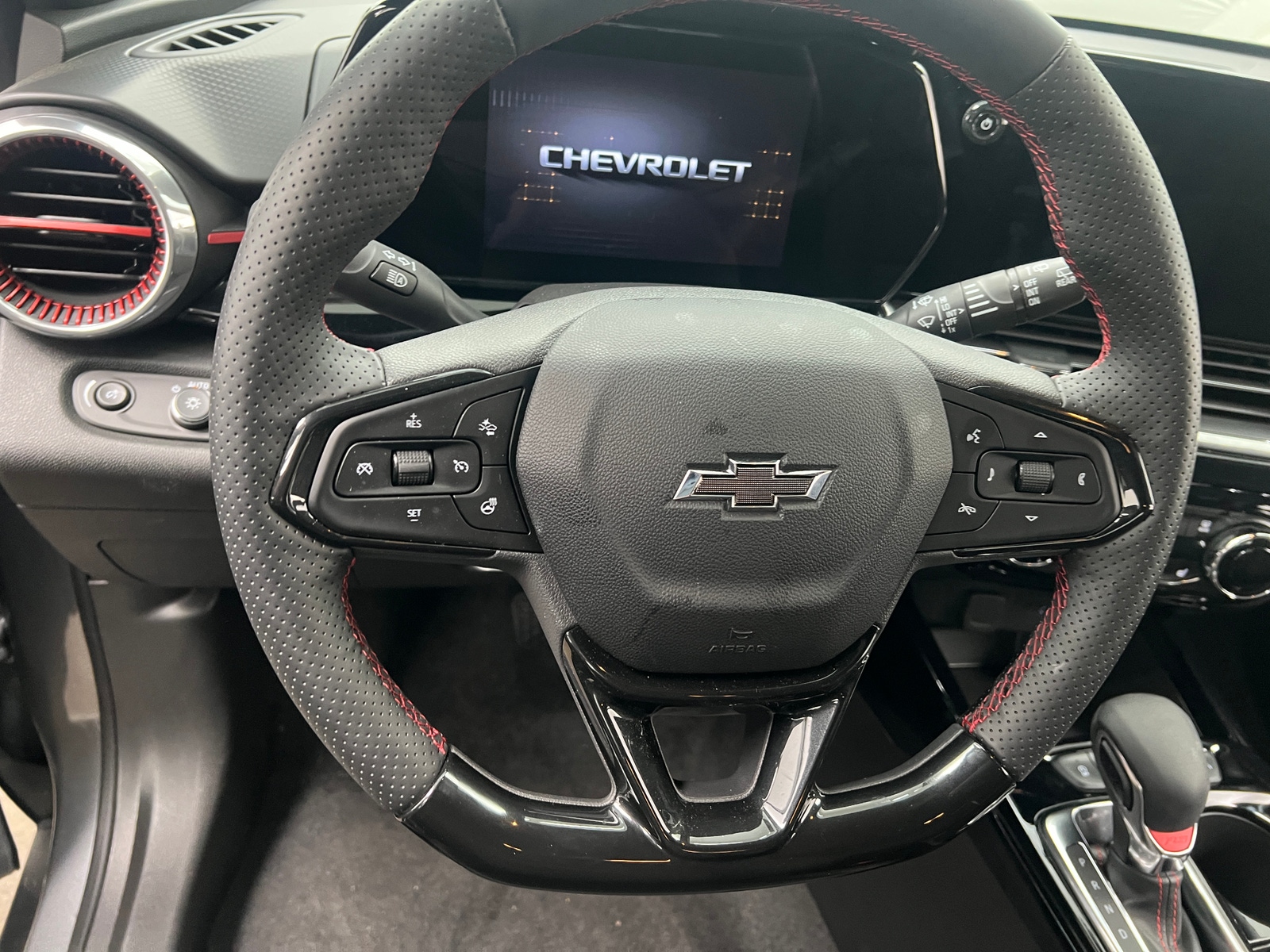 Thumbnail: 2025 Chevrolet Trax - 4