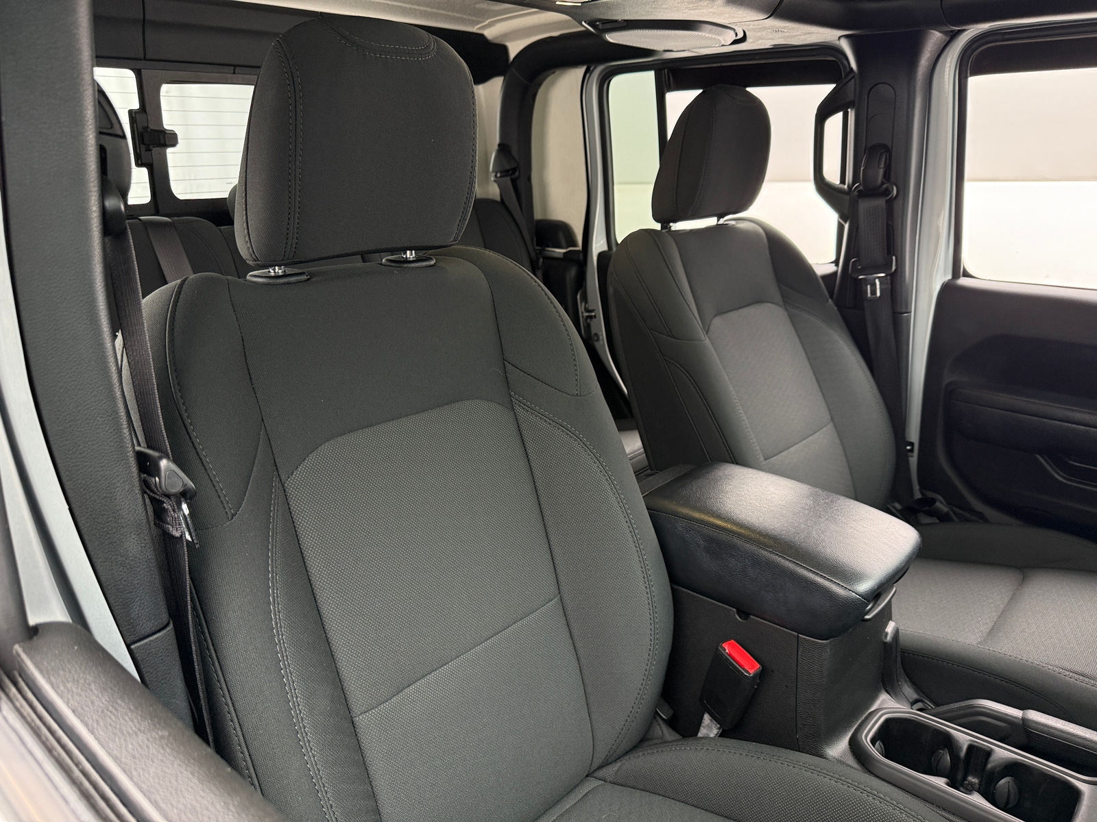 Thumbnail: 2022 Jeep Gladiator - 2