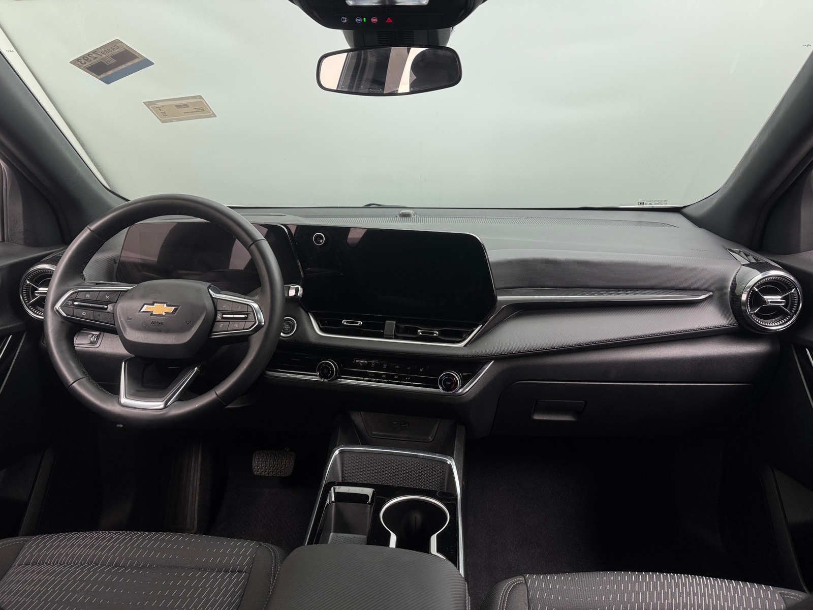 Thumbnail: 2025 Chevrolet Equinox - 3