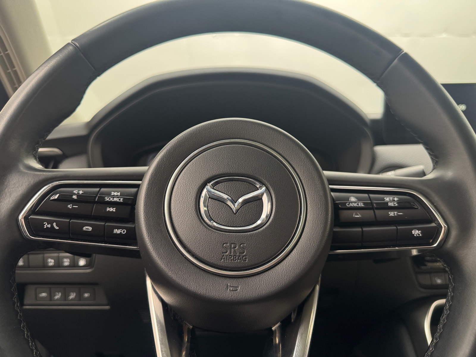 Thumbnail: 2024 Mazda CX-90 - 4