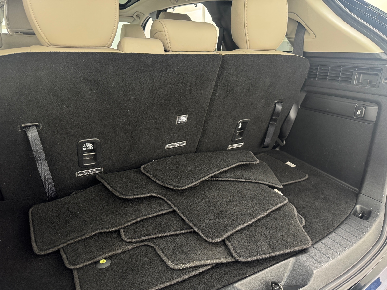 Thumbnail: 2024 Mazda CX-90 - 6