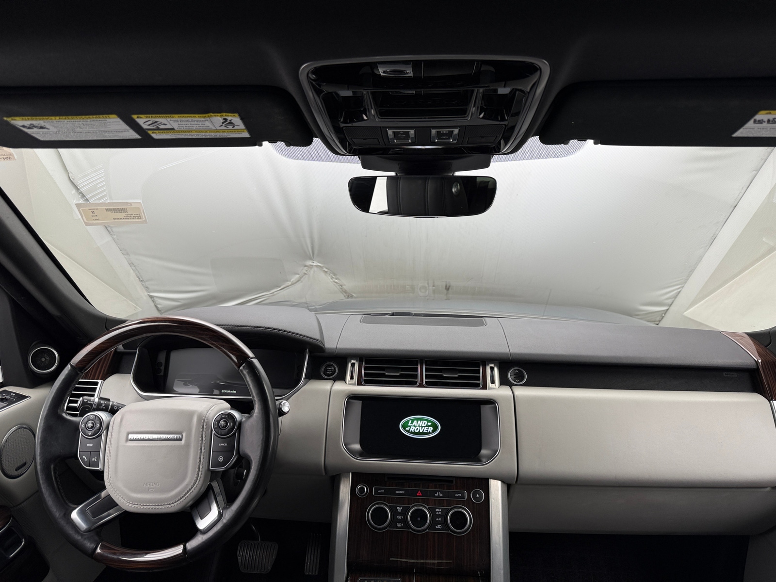 Thumbnail: 2017 Land Rover Range Rover - 2