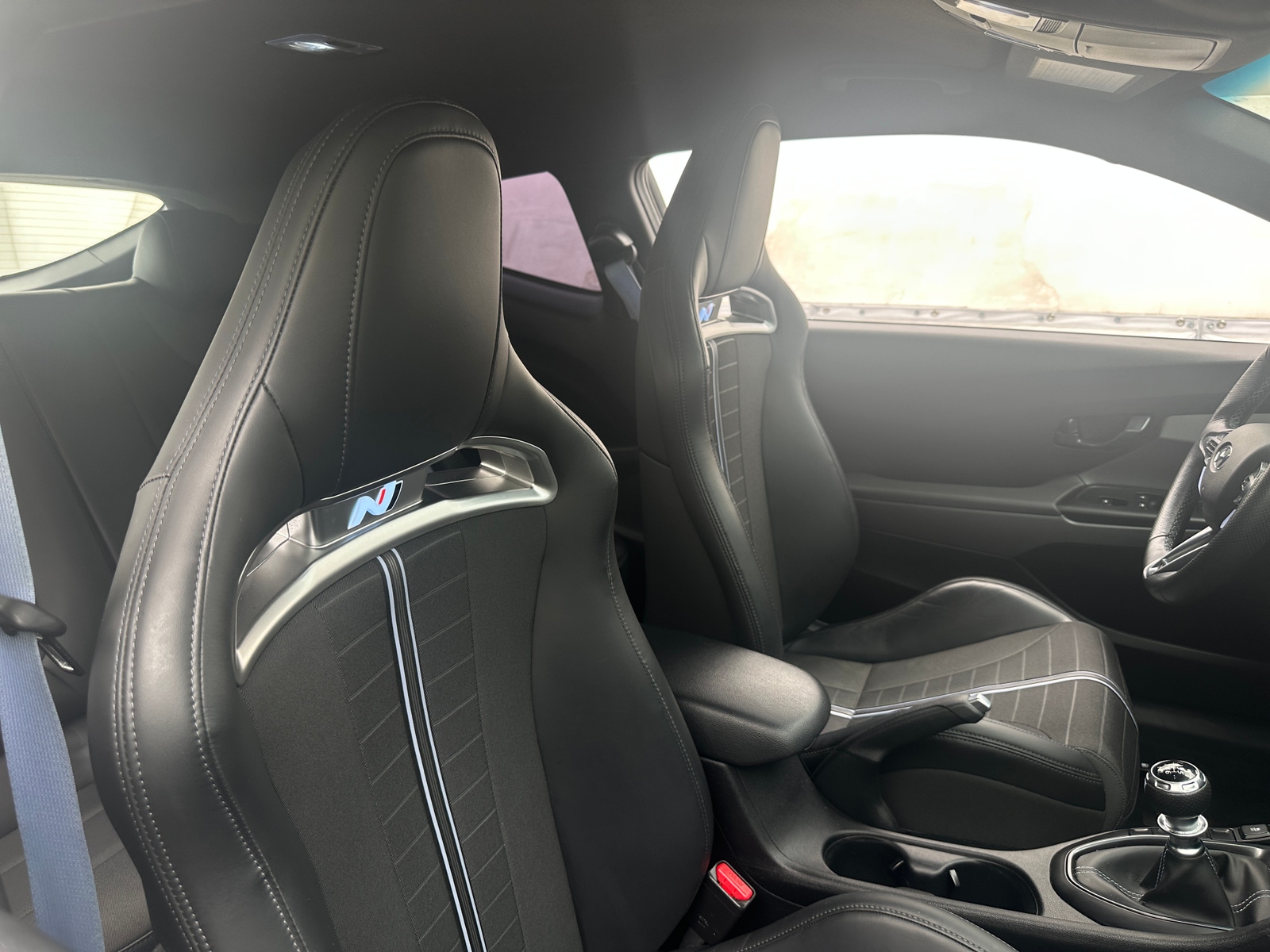 Thumbnail: 2022 Hyundai Veloster - 2