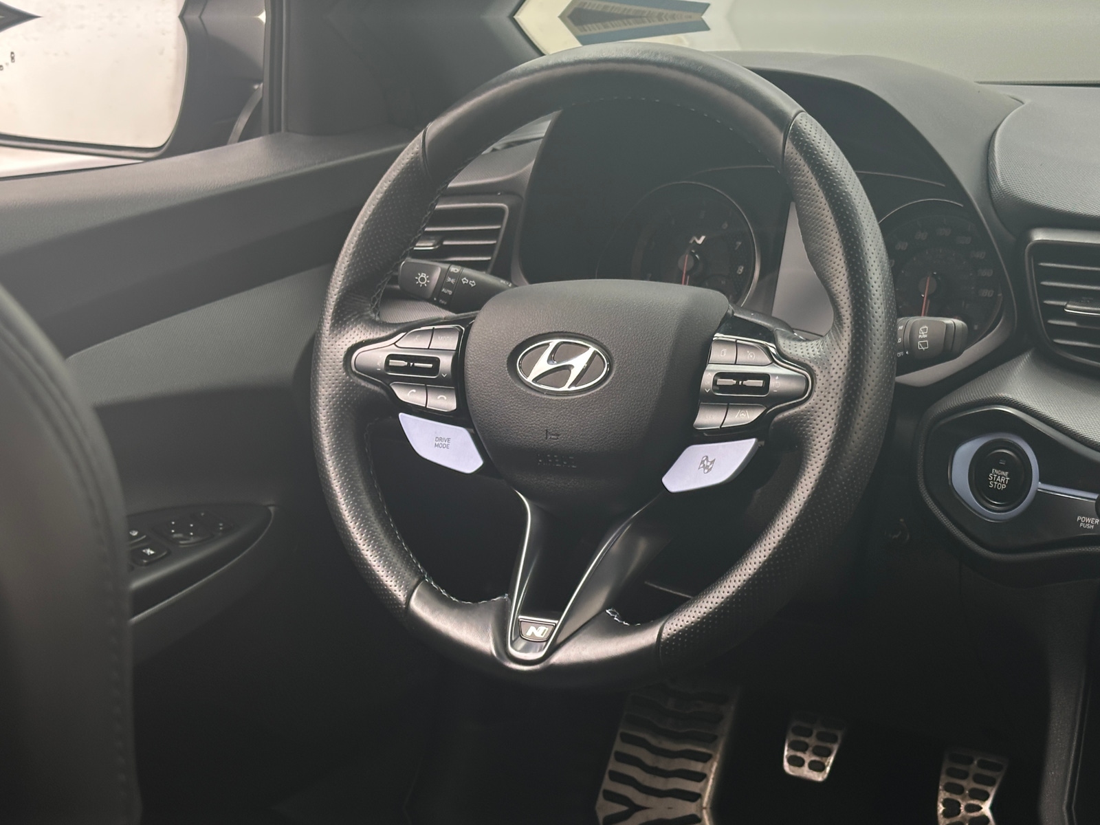 Thumbnail: 2022 Hyundai Veloster - 5