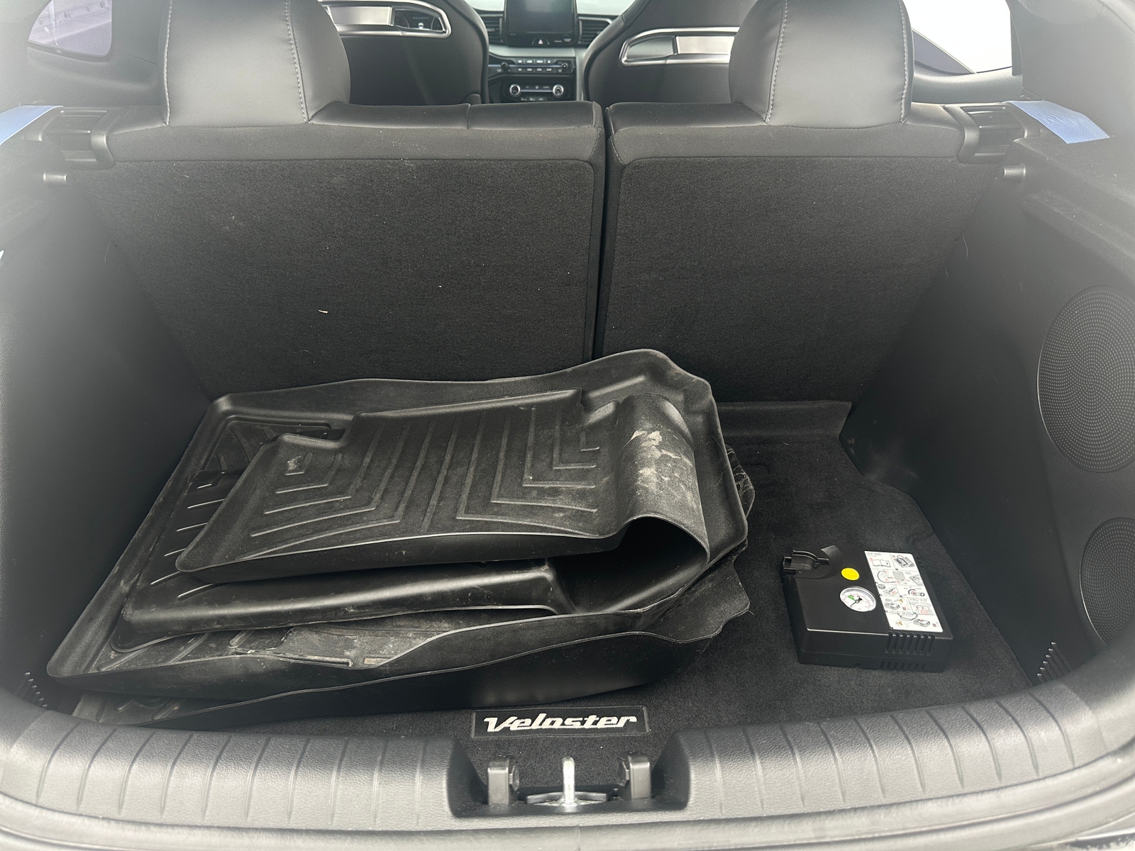 Thumbnail: 2022 Hyundai Veloster - 7