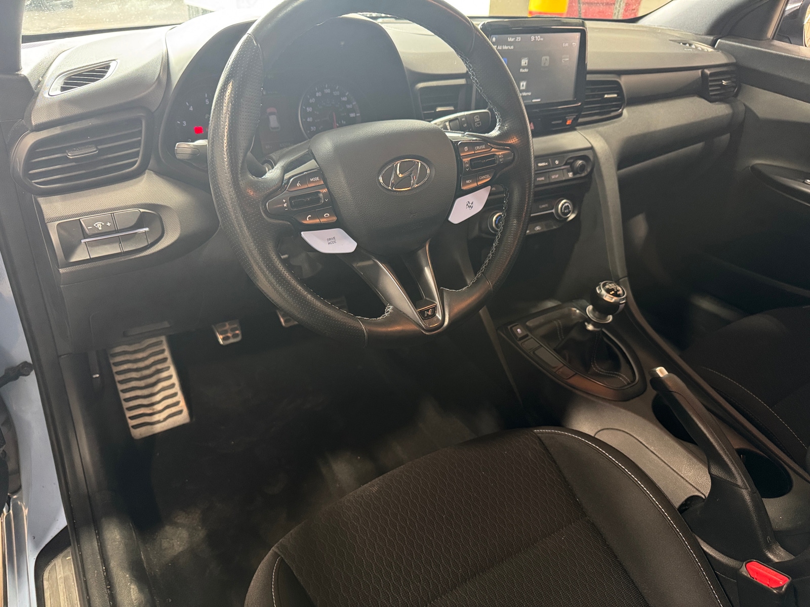 Thumbnail: 2020 Hyundai Veloster - 3