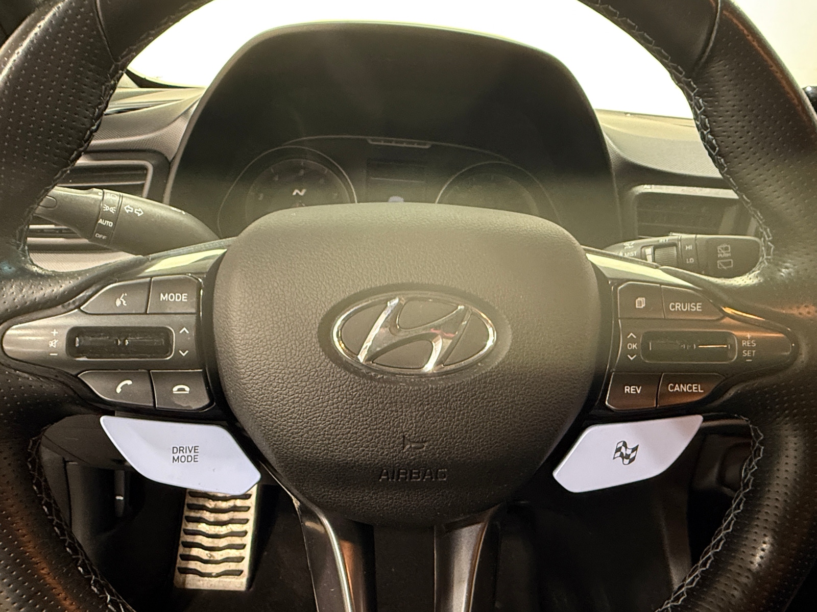 Thumbnail: 2020 Hyundai Veloster - 5