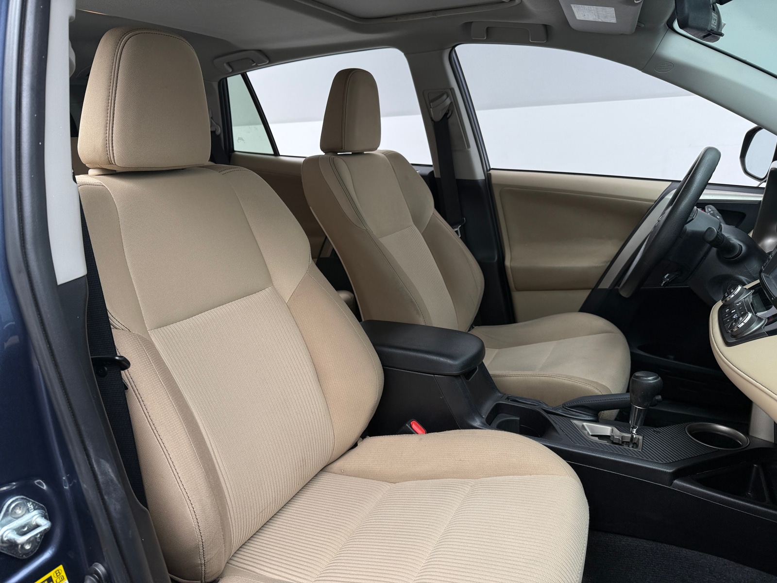 Thumbnail: 2013 Toyota RAV4 - 2