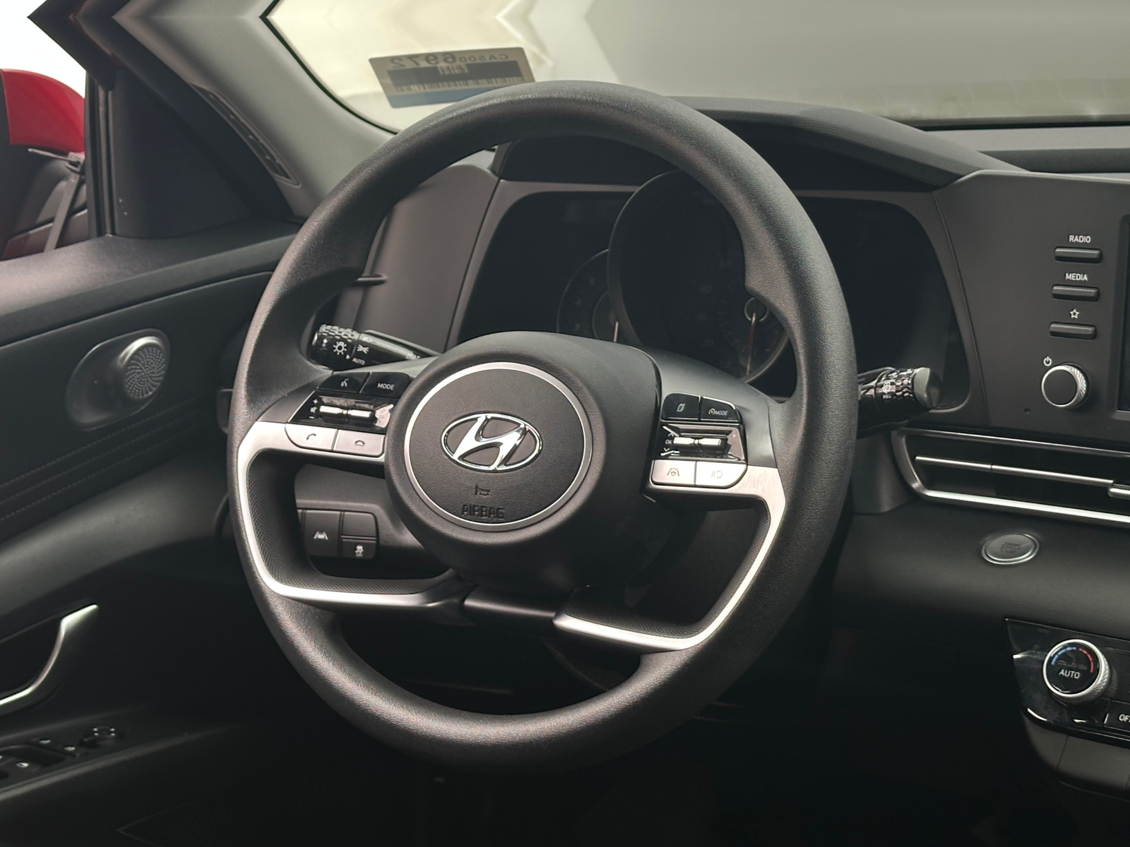 Thumbnail: 2022 Hyundai Elantra - 5