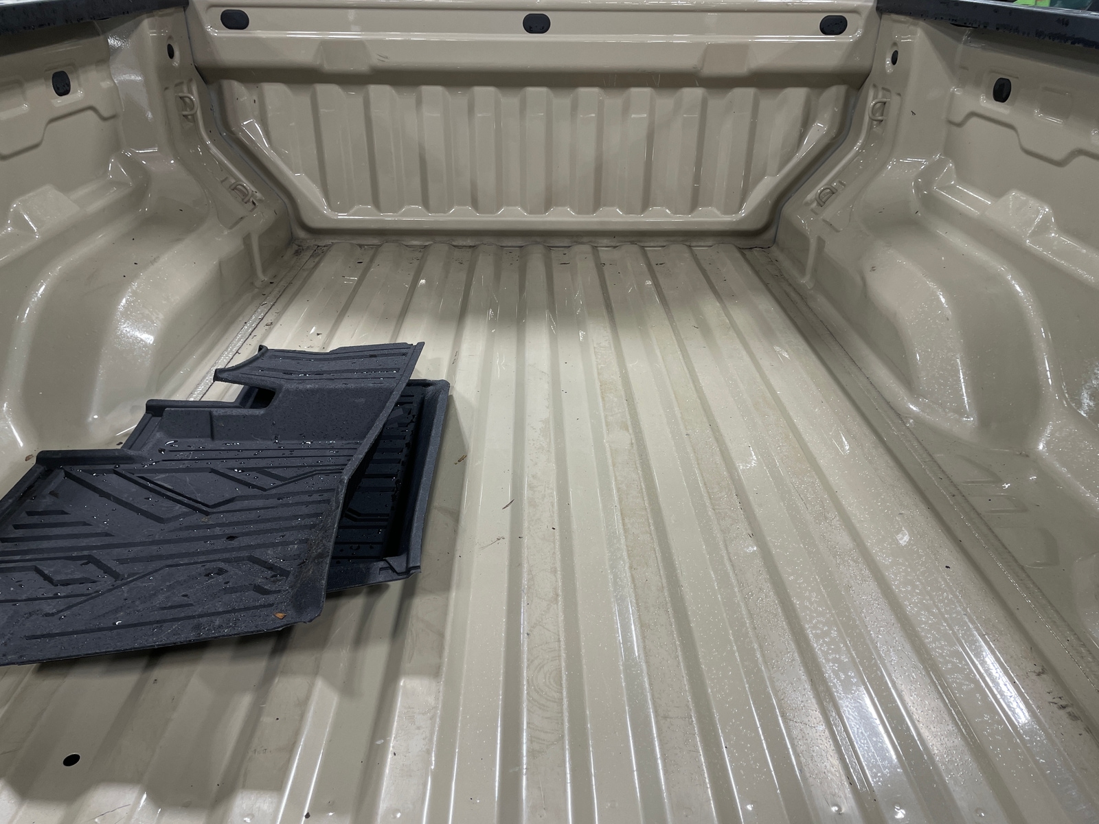 Thumbnail: 2023 Chevrolet Colorado - 7