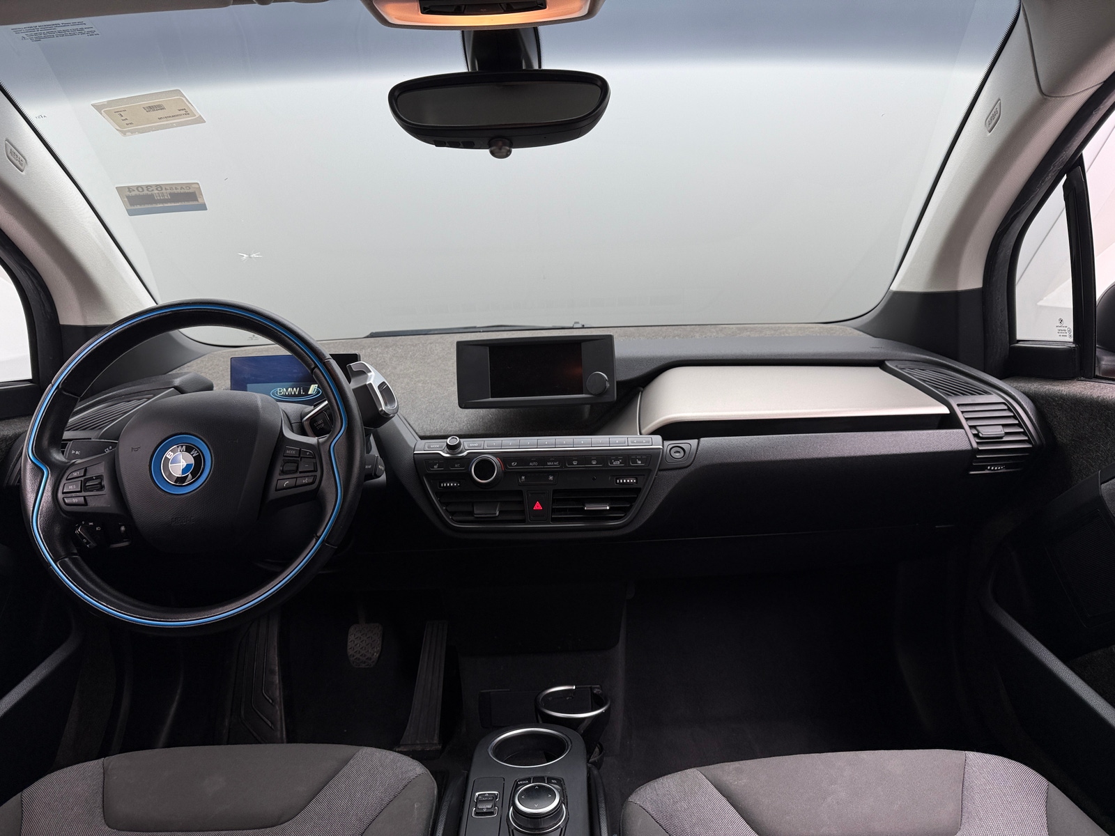 Thumbnail: 2018 BMW i3 - 3