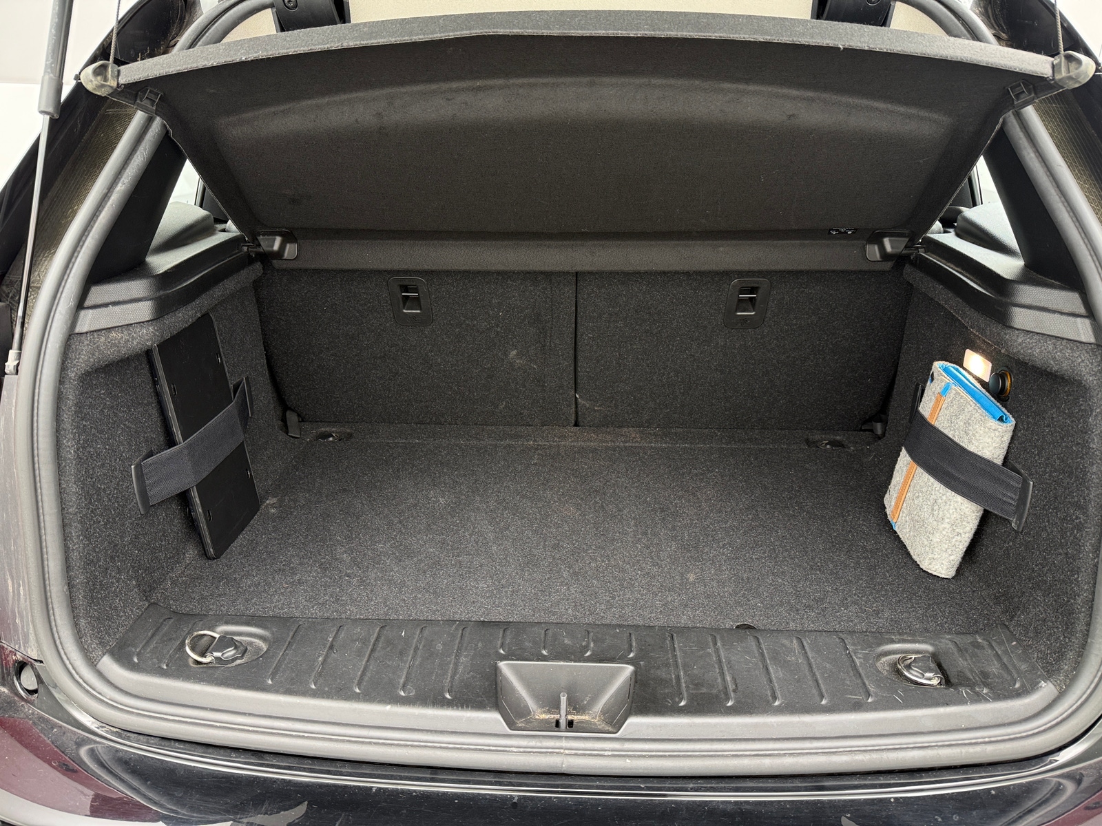 Thumbnail: 2018 BMW i3 - 7