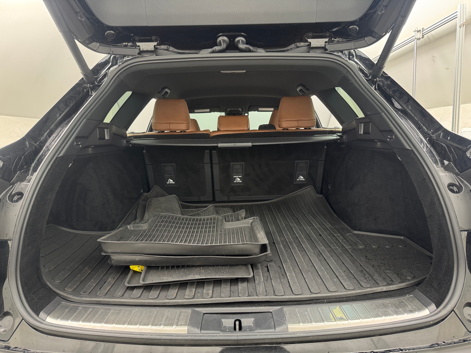 Thumbnail: 2025 Toyota Crown Signia - 6