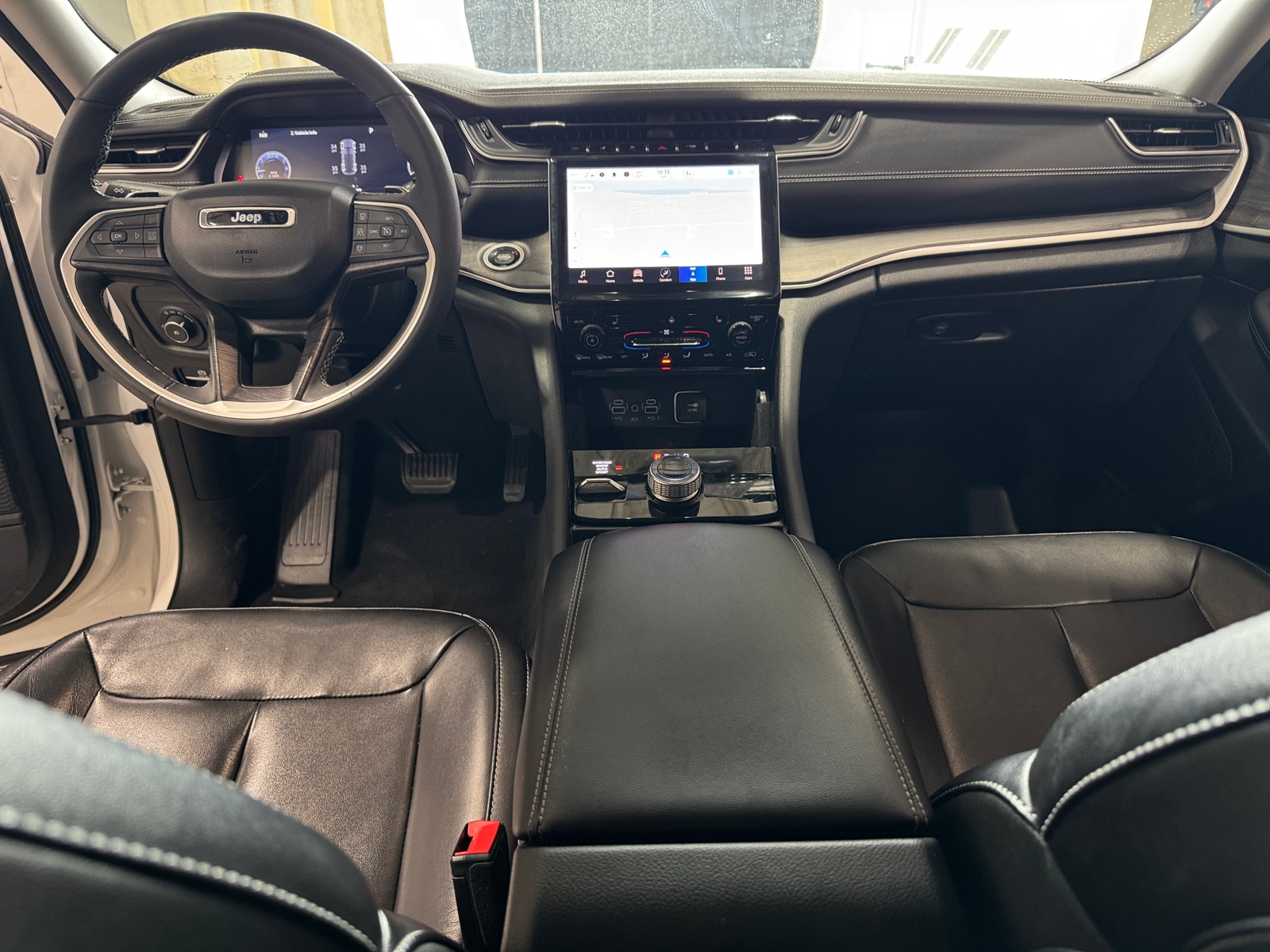 Thumbnail: 2023 Jeep Grand Cherokee - 2