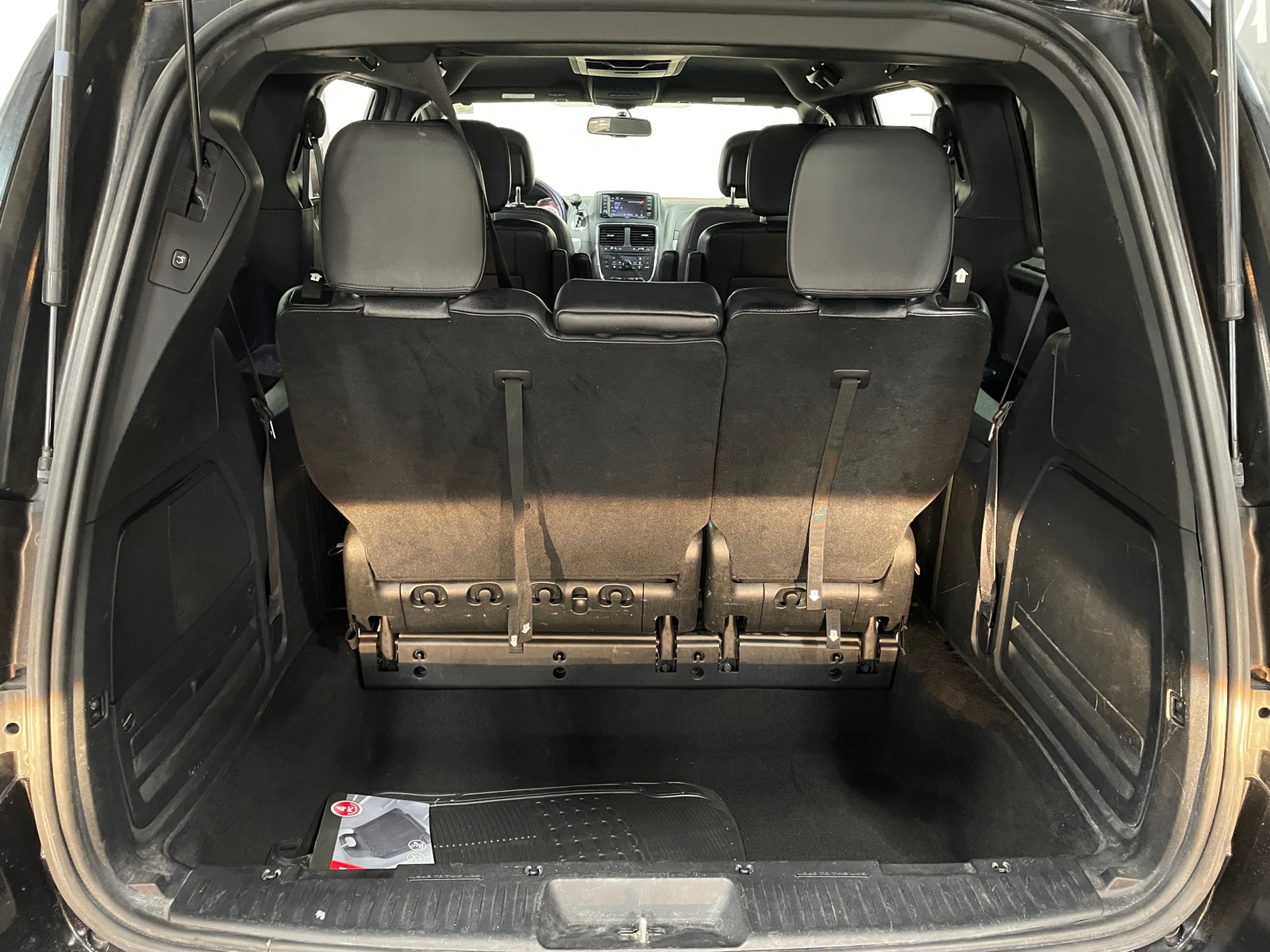 Thumbnail: 2017 Dodge Grand Caravan - 6