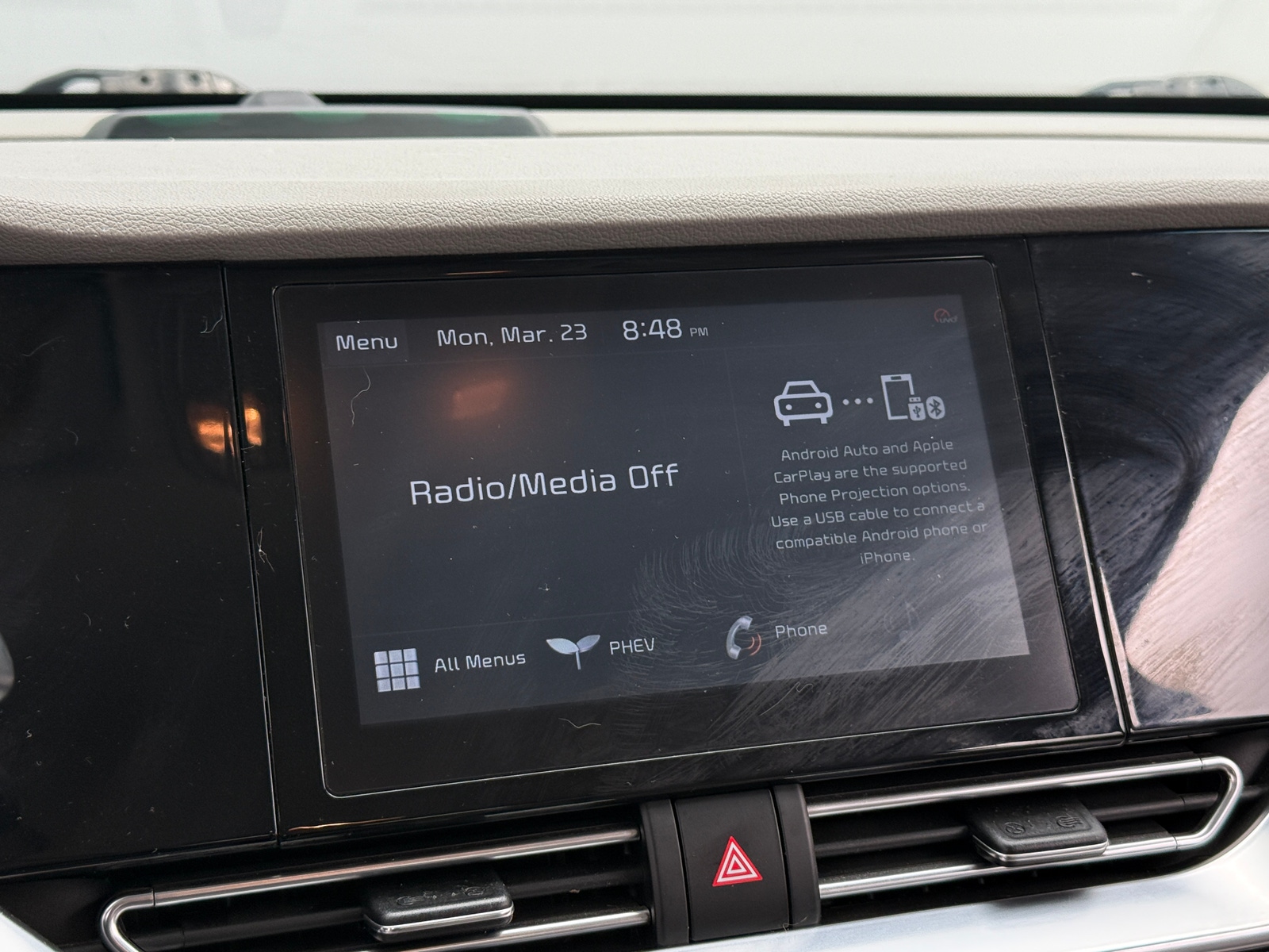 Thumbnail: 2020 Kia Niro - 4