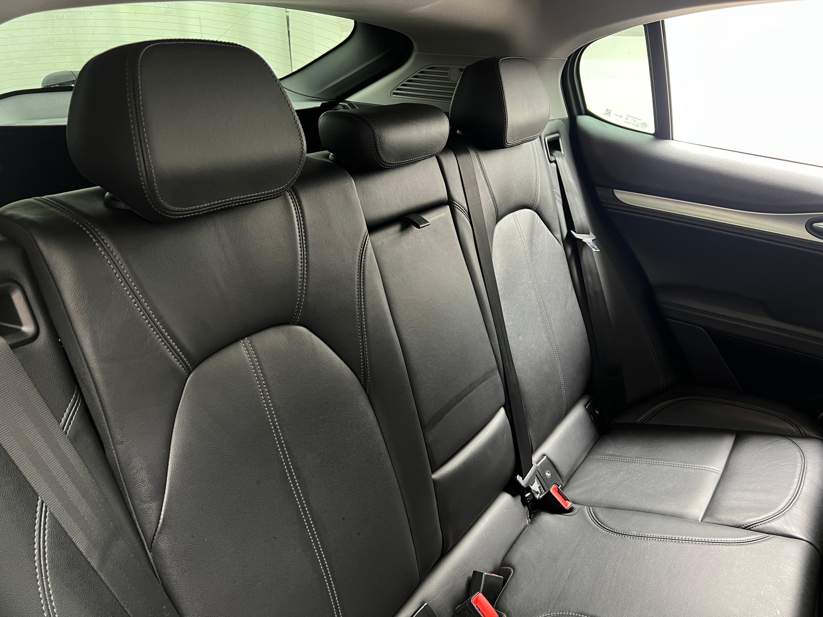 Thumbnail: 2019 Alfa Romeo Stelvio - 5