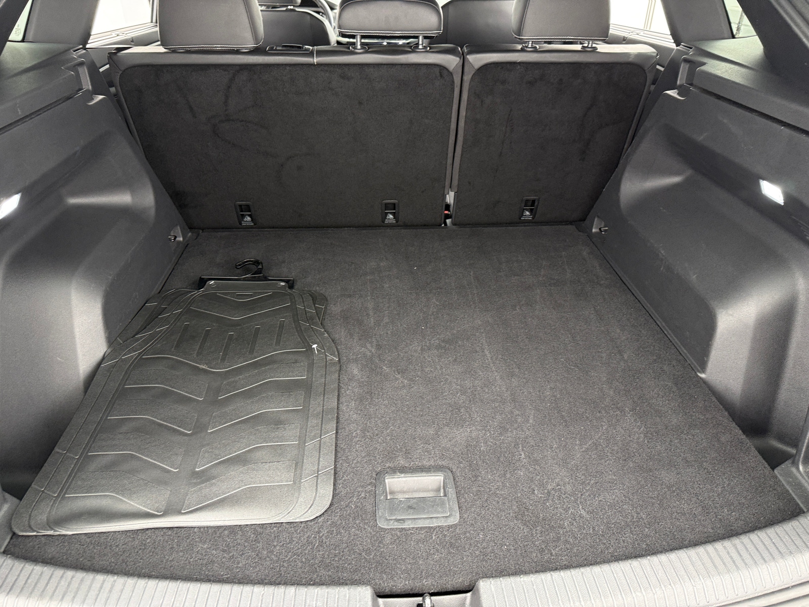 Thumbnail: 2025 Volkswagen Atlas - 6