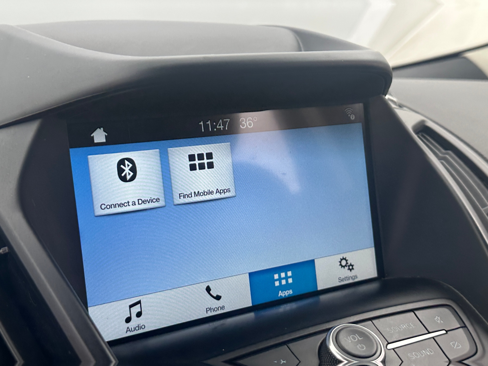 Thumbnail: 2019 Ford Escape - 3