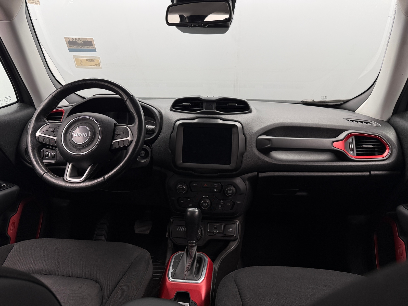 Thumbnail: 2021 Jeep Renegade - 3