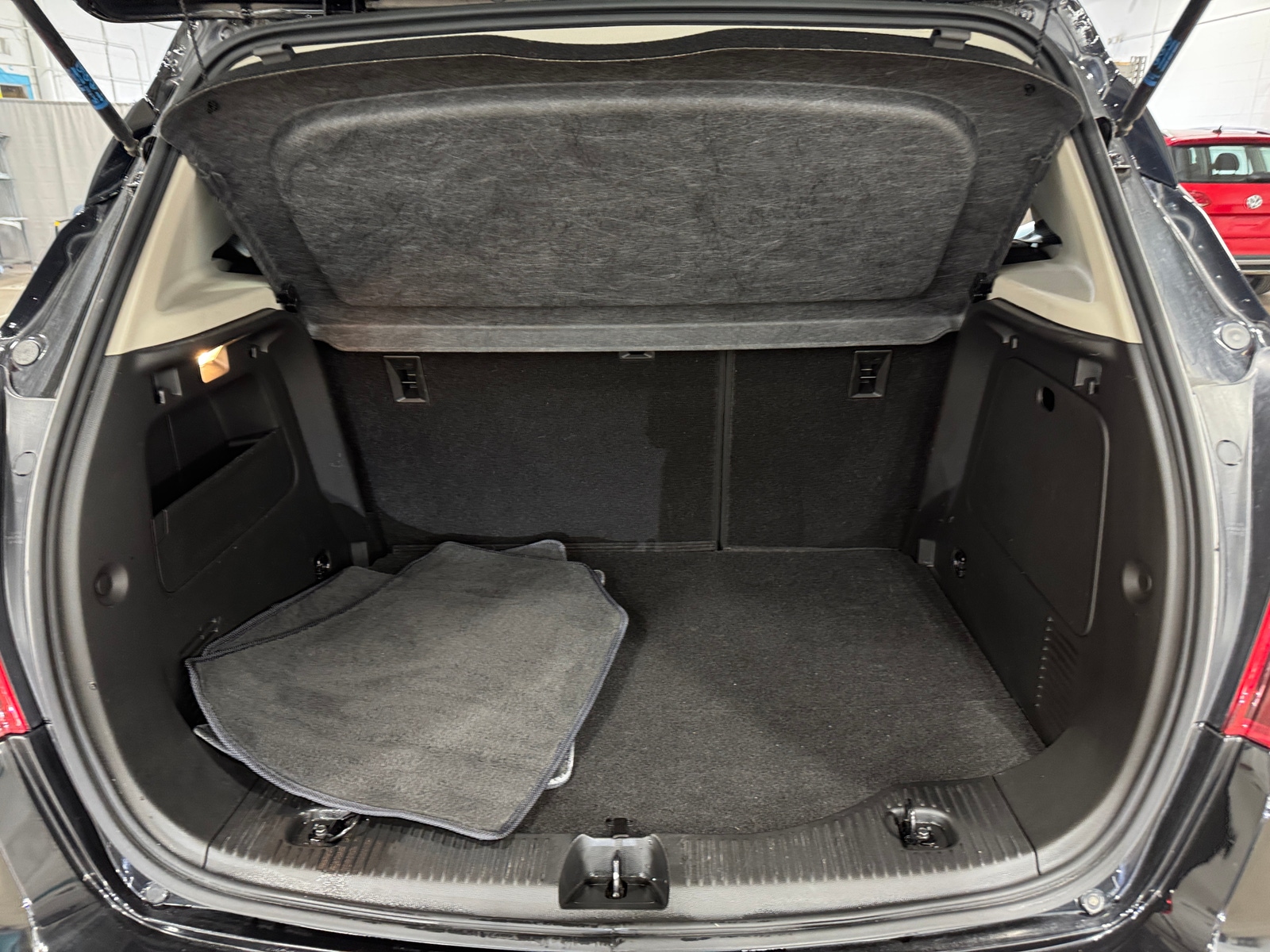 Thumbnail: 2022 Buick Encore - 7