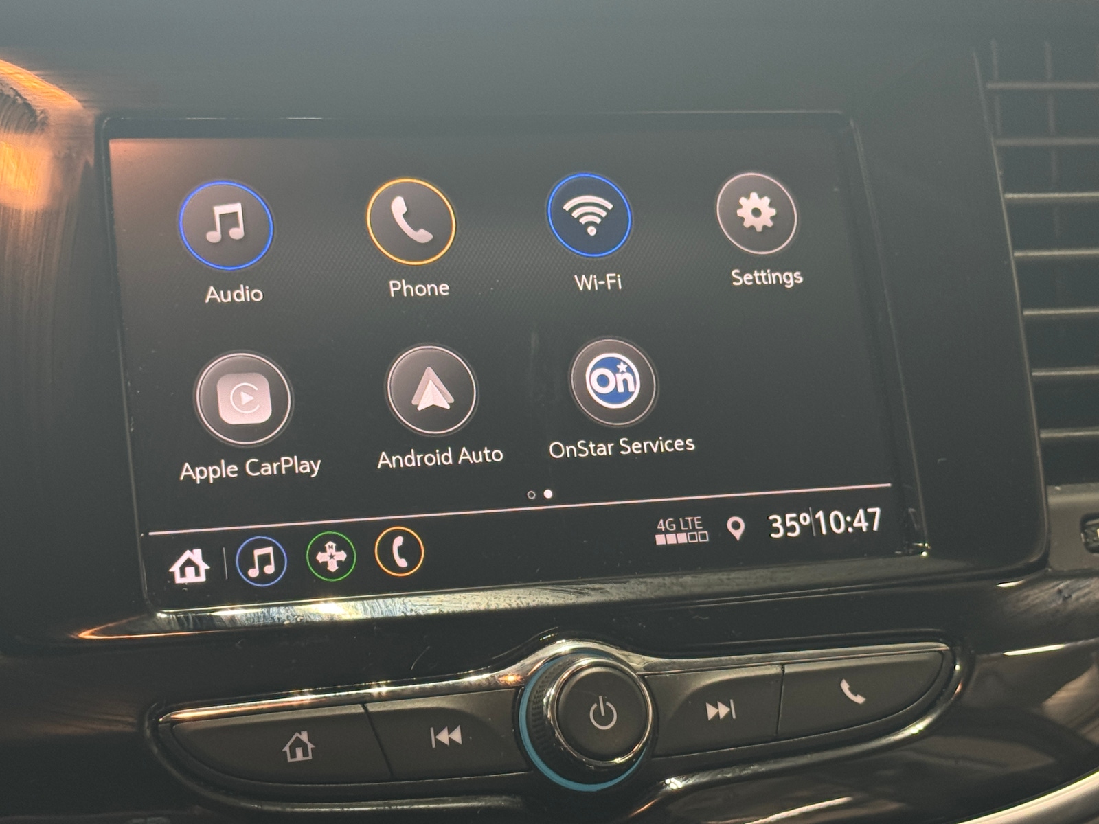 Thumbnail: 2022 Buick Encore - 4