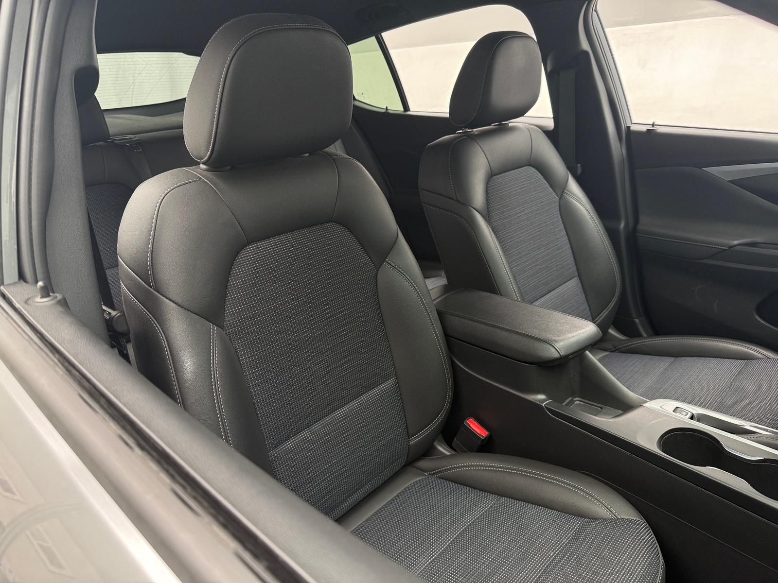 Thumbnail: 2025 Buick Envista - 2