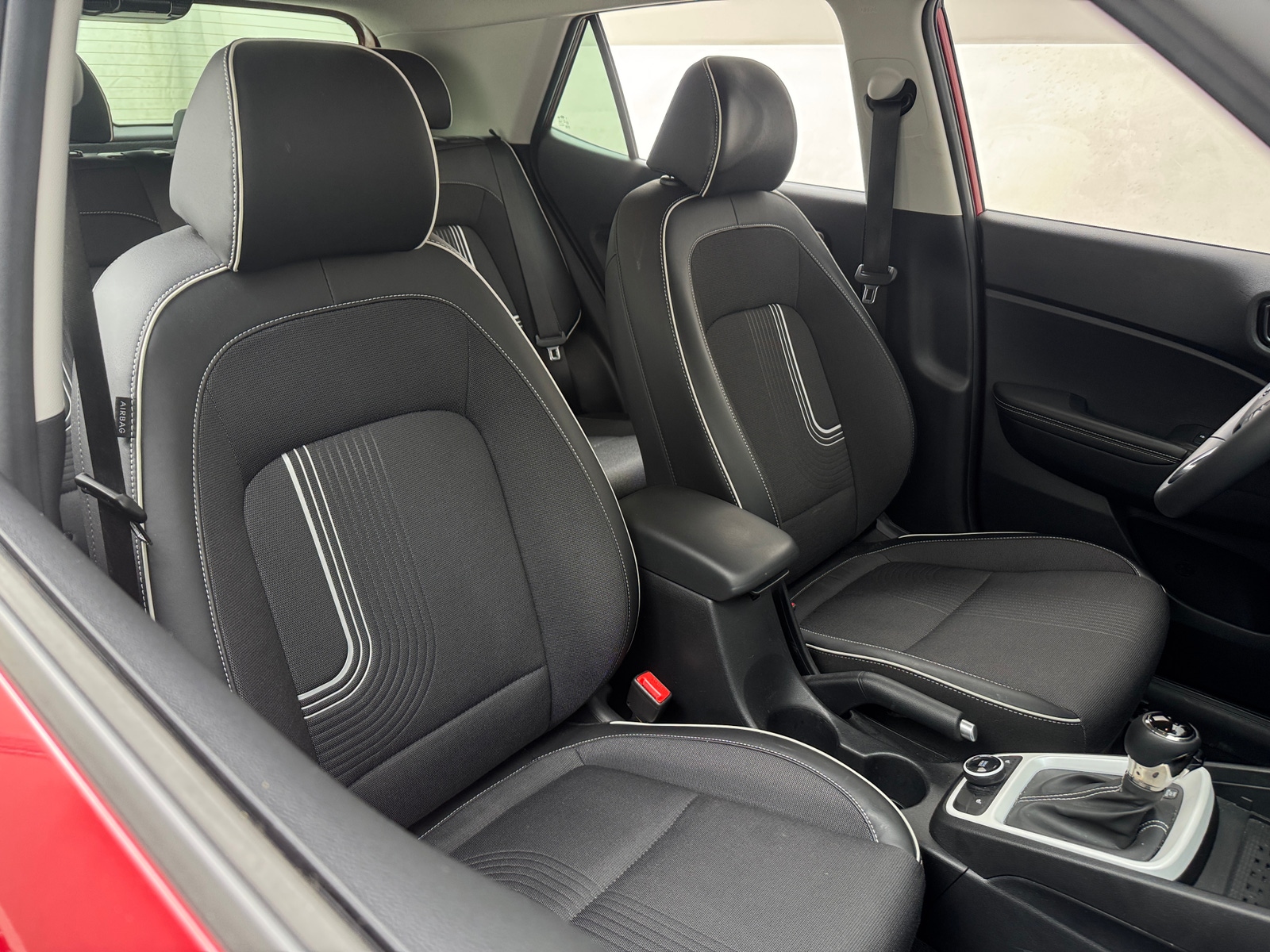 Thumbnail: 2023 Hyundai Venue - 2