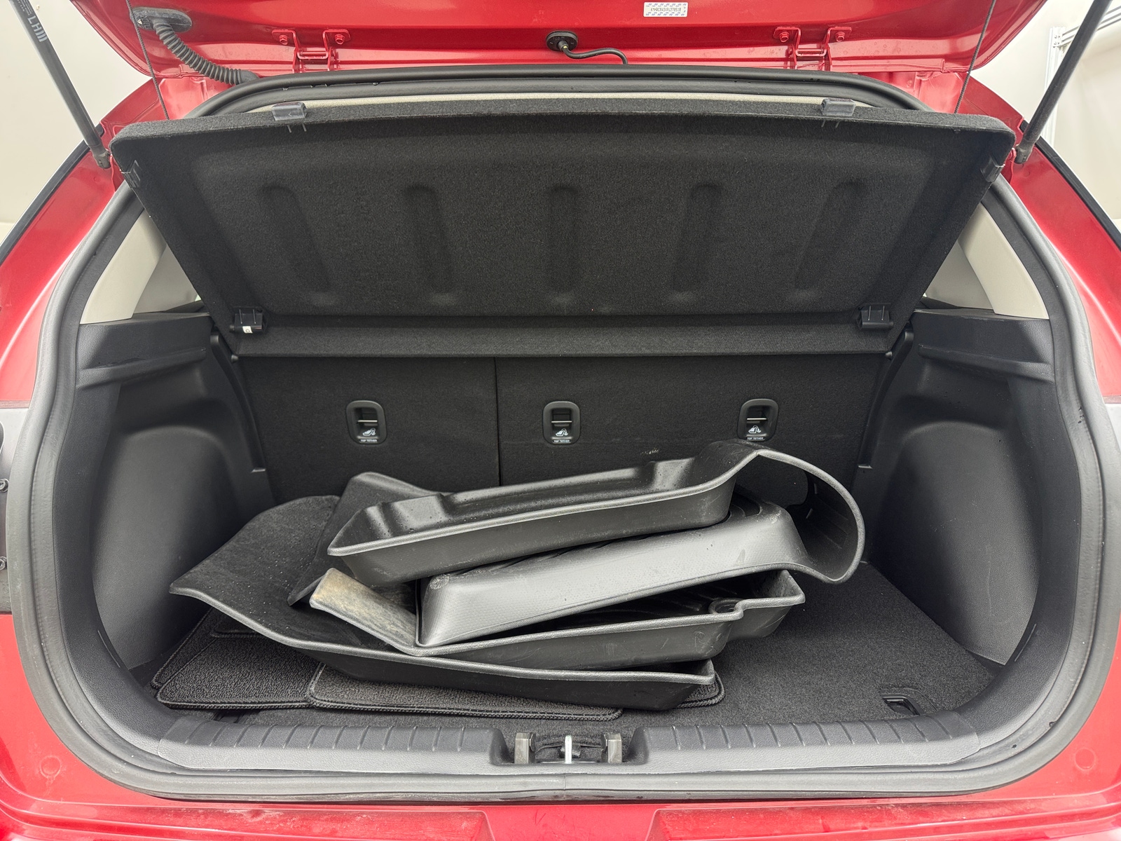 Thumbnail: 2023 Hyundai Venue - 7