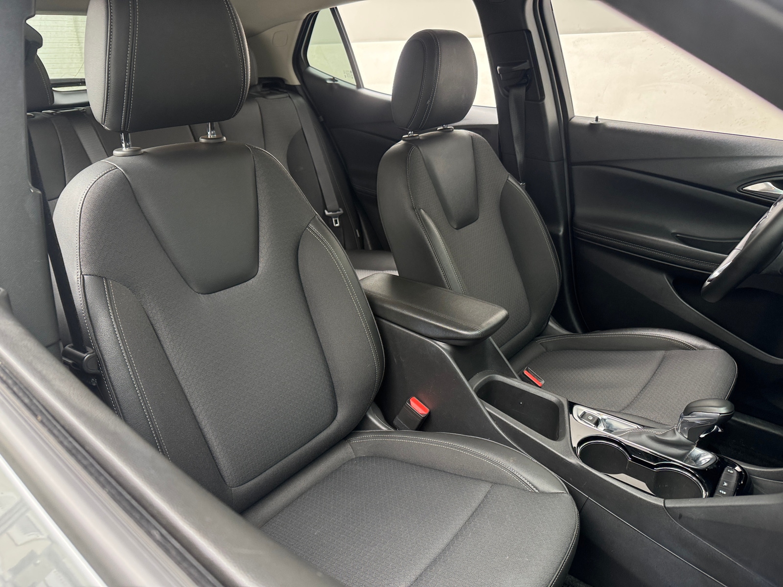 Thumbnail: 2025 Buick Encore GX - 2