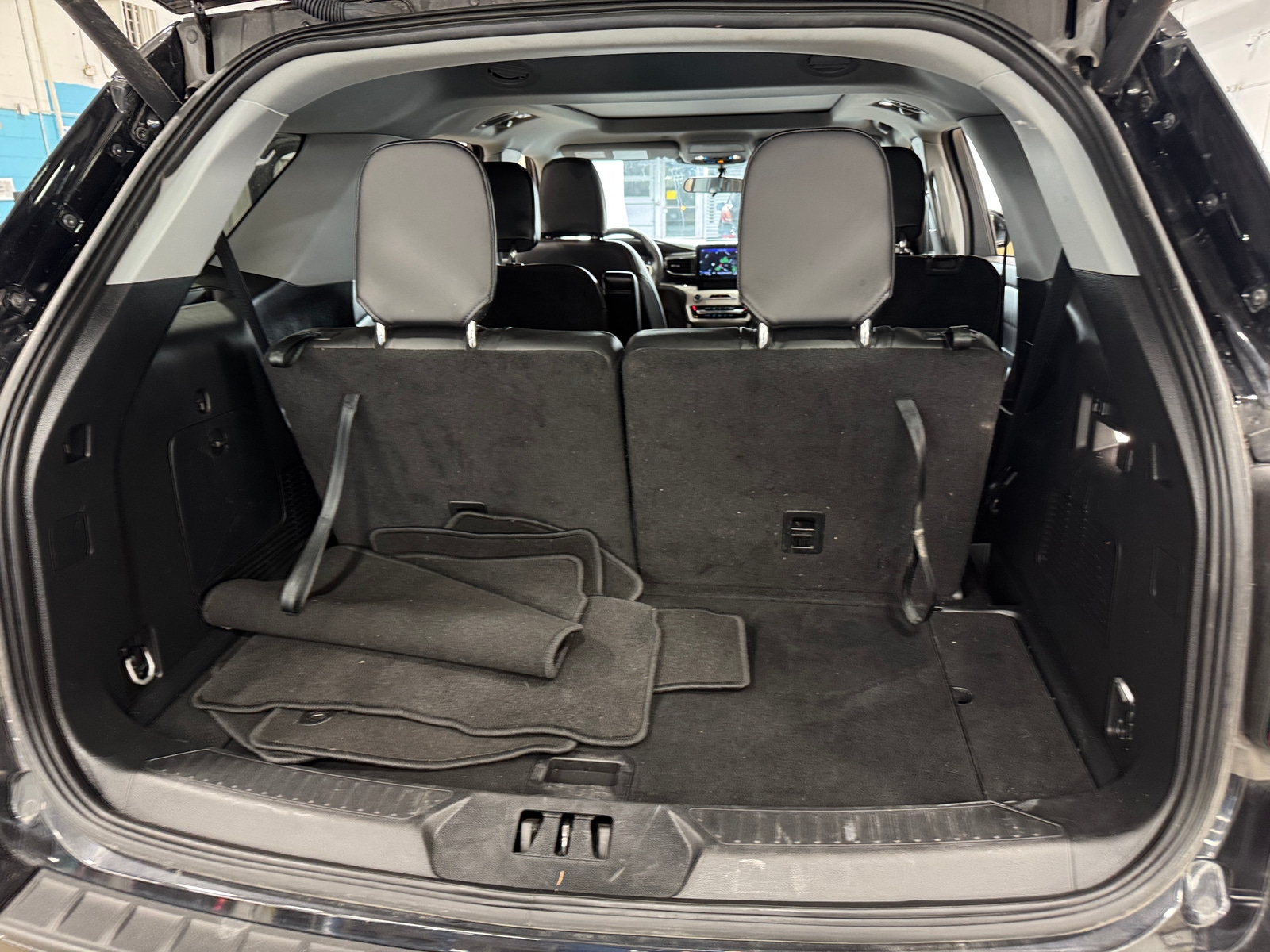 Thumbnail: 2023 Ford Explorer - 7