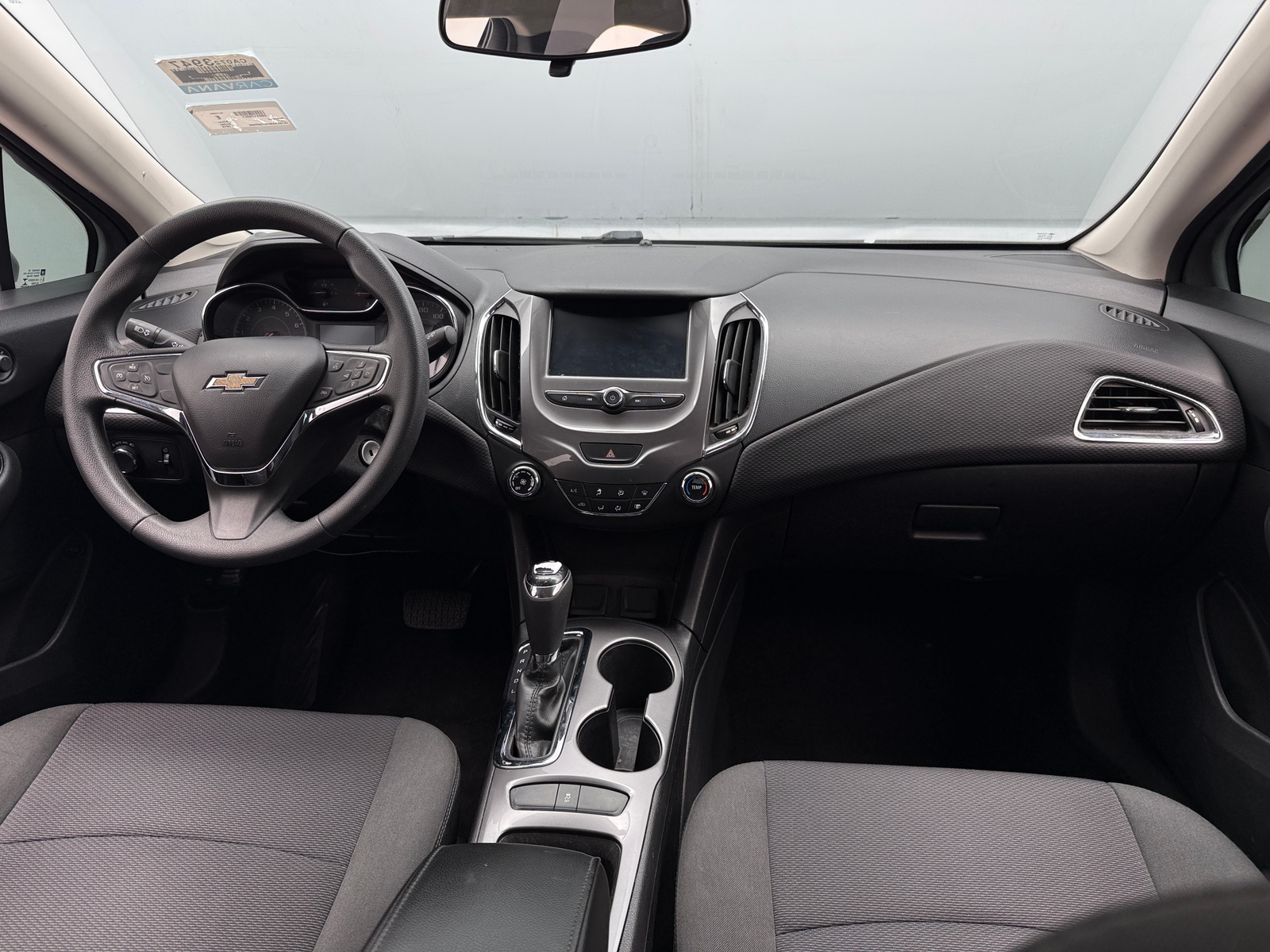 Thumbnail: 2016 Chevrolet Cruze - 3