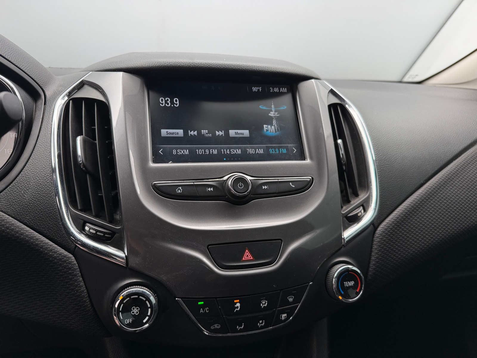 Thumbnail: 2016 Chevrolet Cruze - 4