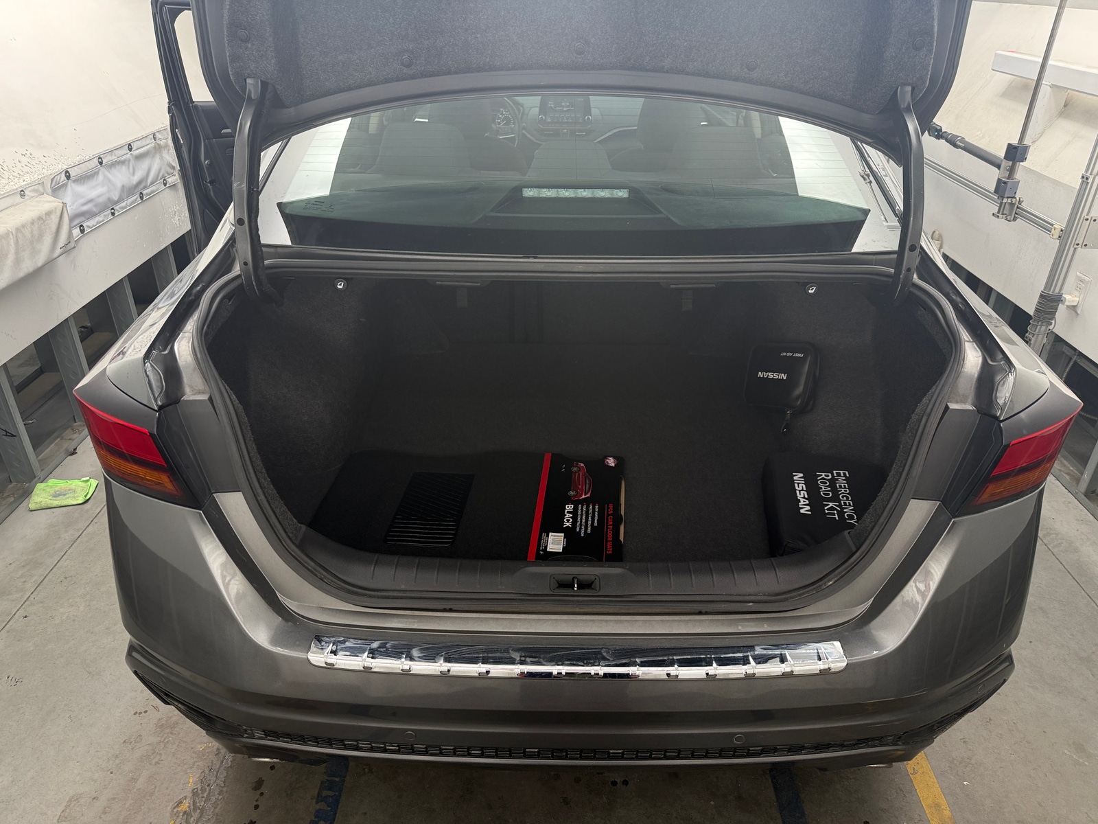 Thumbnail: 2021 Nissan Altima - 7