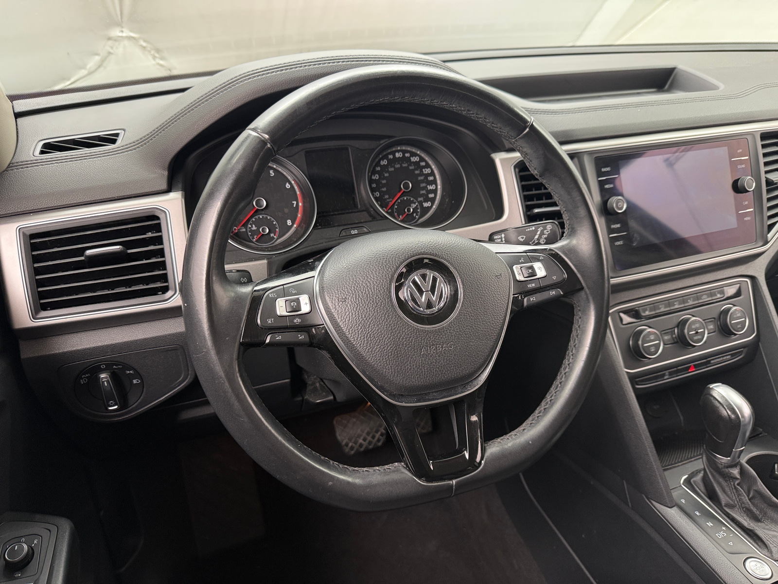 Thumbnail: 2019 Volkswagen Atlas - 4