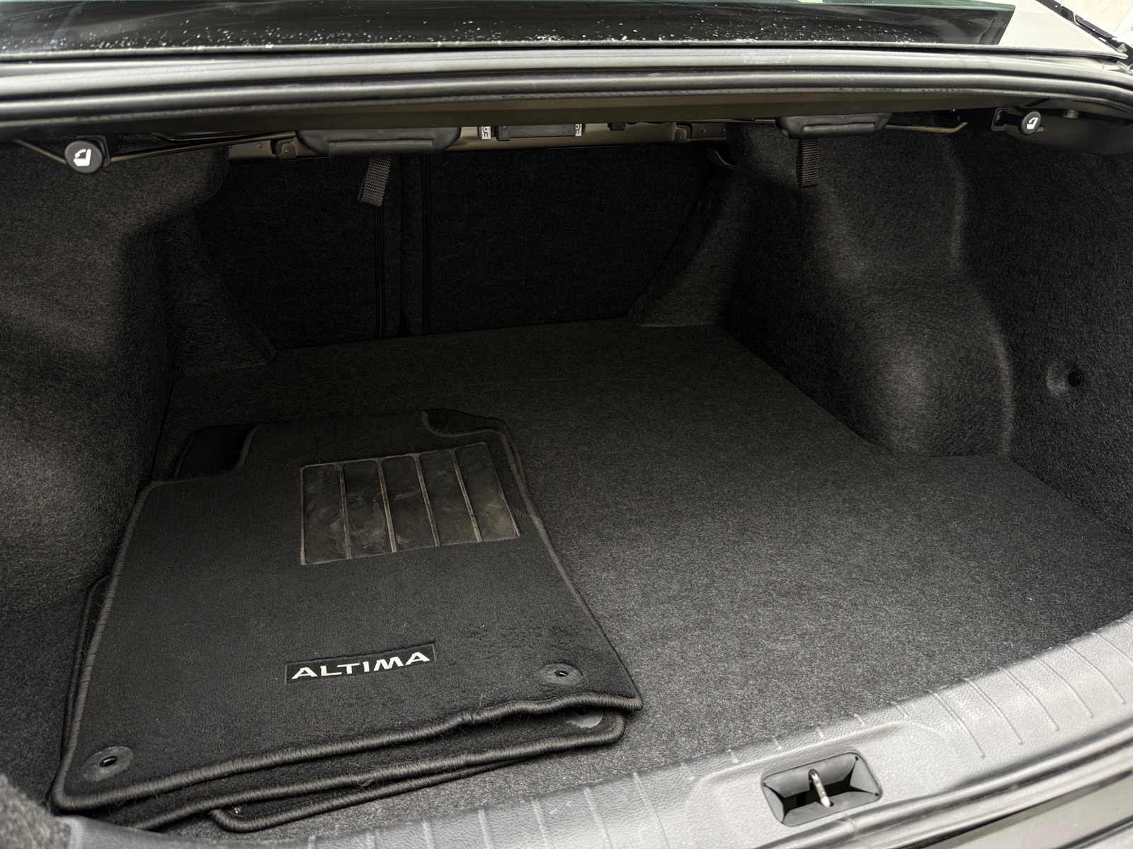 Thumbnail: 2025 Nissan Altima - 7