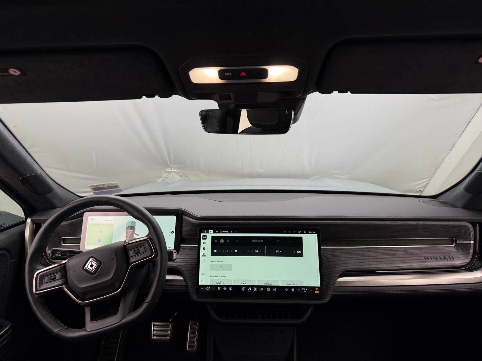 Thumbnail: 2023 Rivian R1S - 2