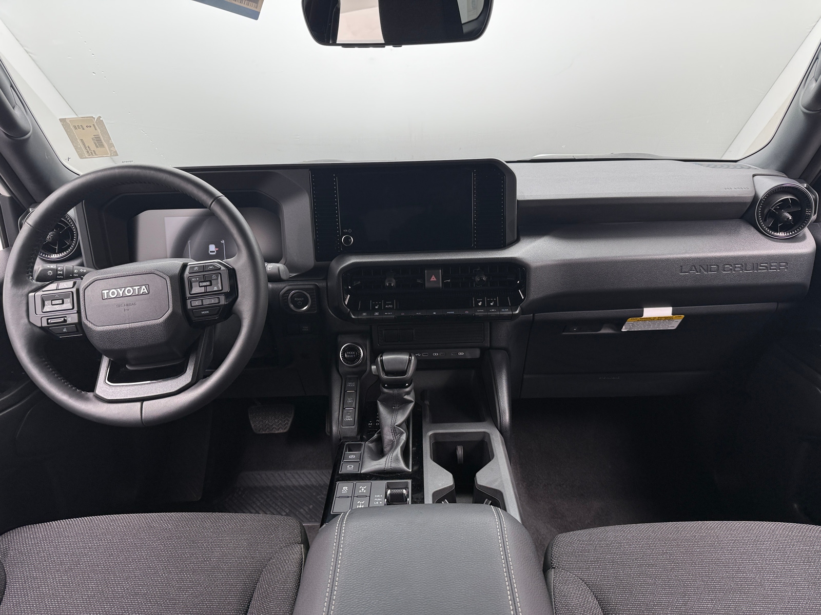 Thumbnail: 2025 Toyota Land Cruiser - 3