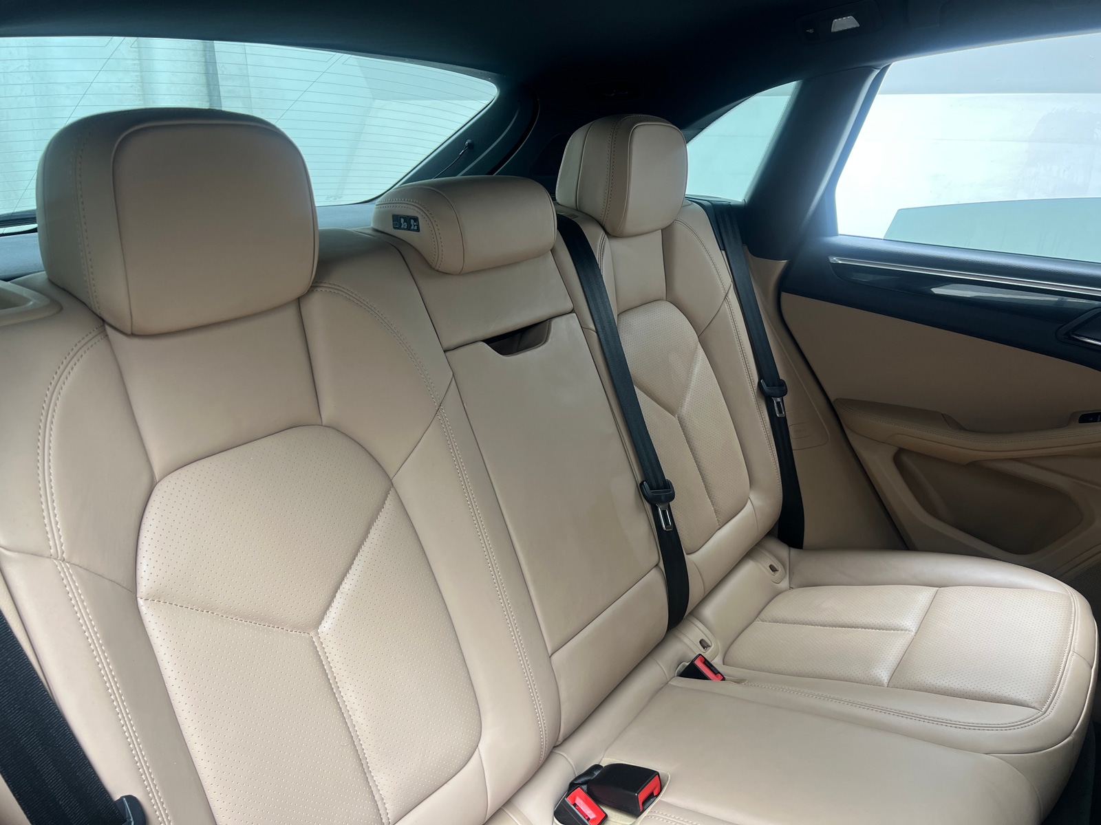 Thumbnail: 2020 Porsche Macan - 5