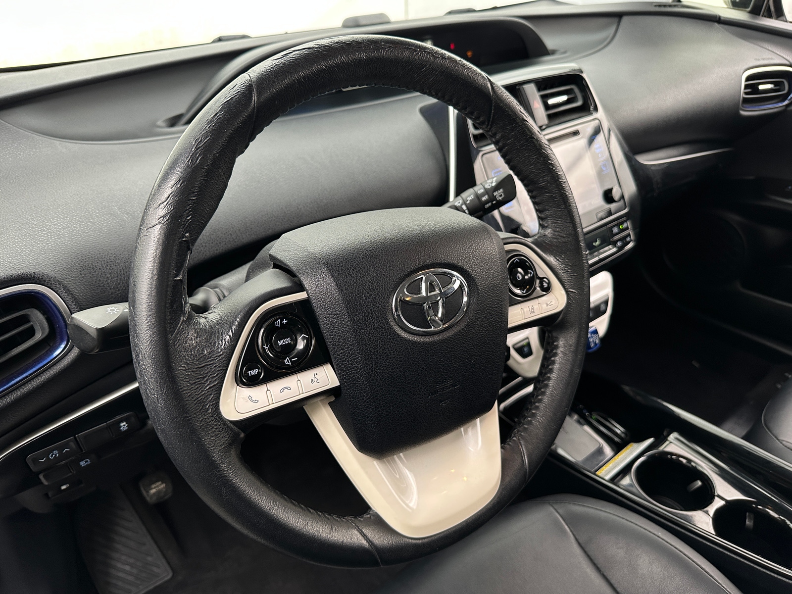 Thumbnail: 2017 Toyota Prius - 5