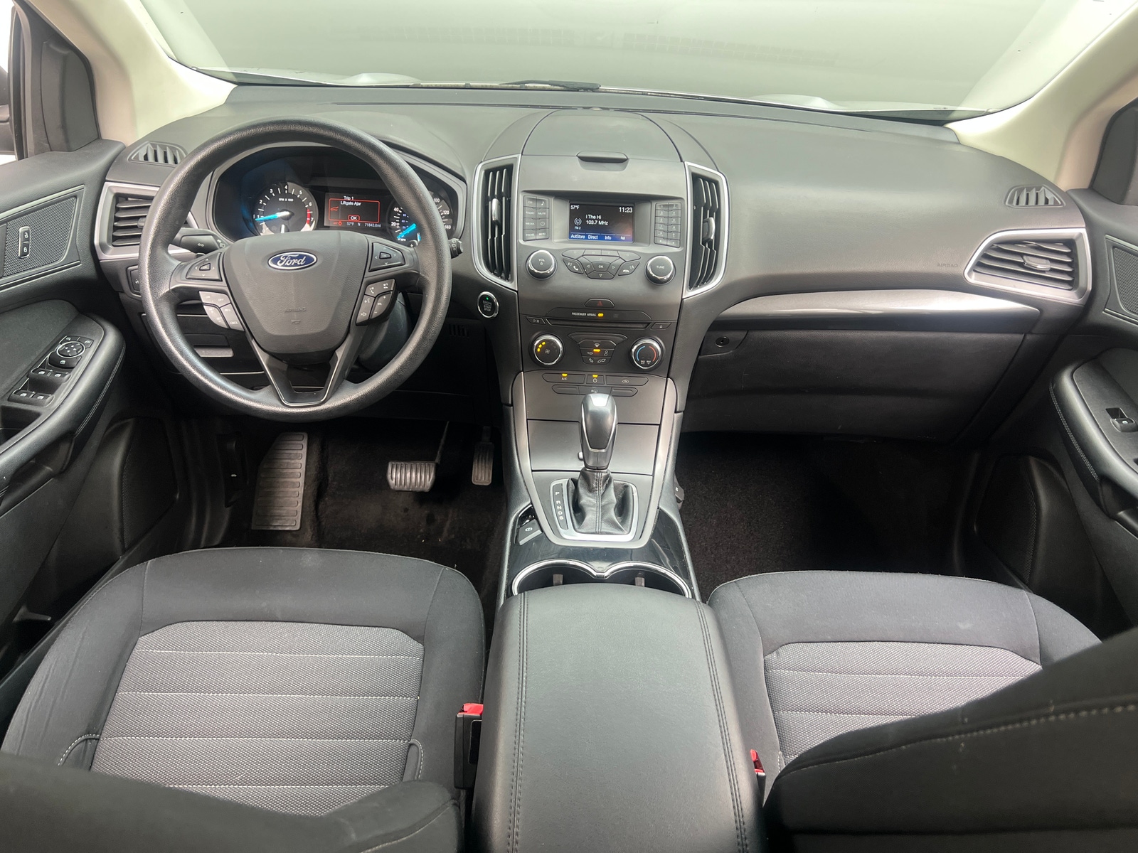 Thumbnail: 2017 Ford Edge - 3