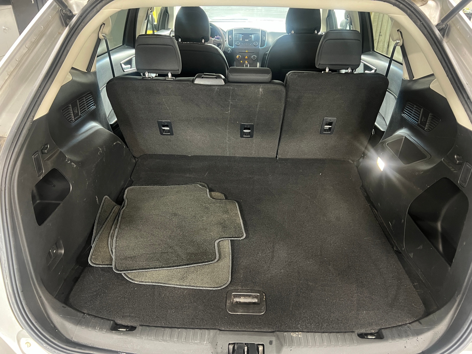 Thumbnail: 2017 Ford Edge - 7