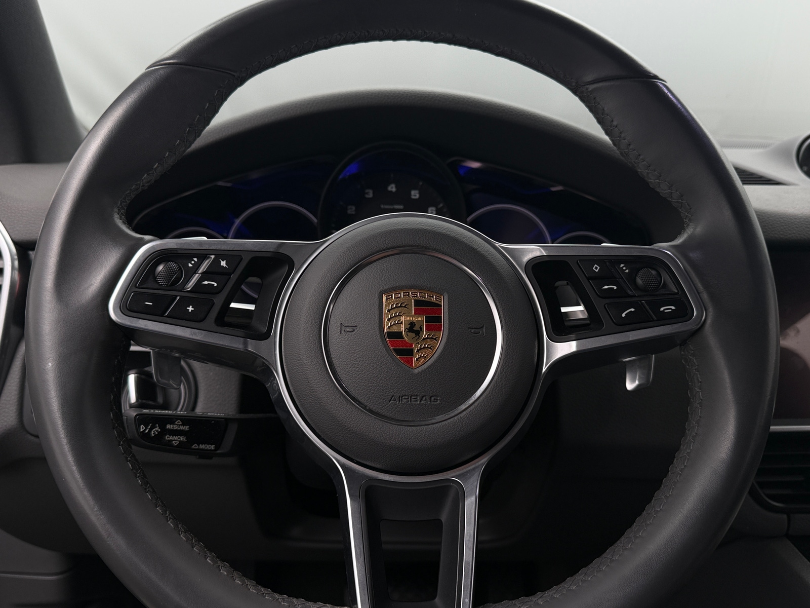 Thumbnail: 2021 Porsche Cayenne - 4