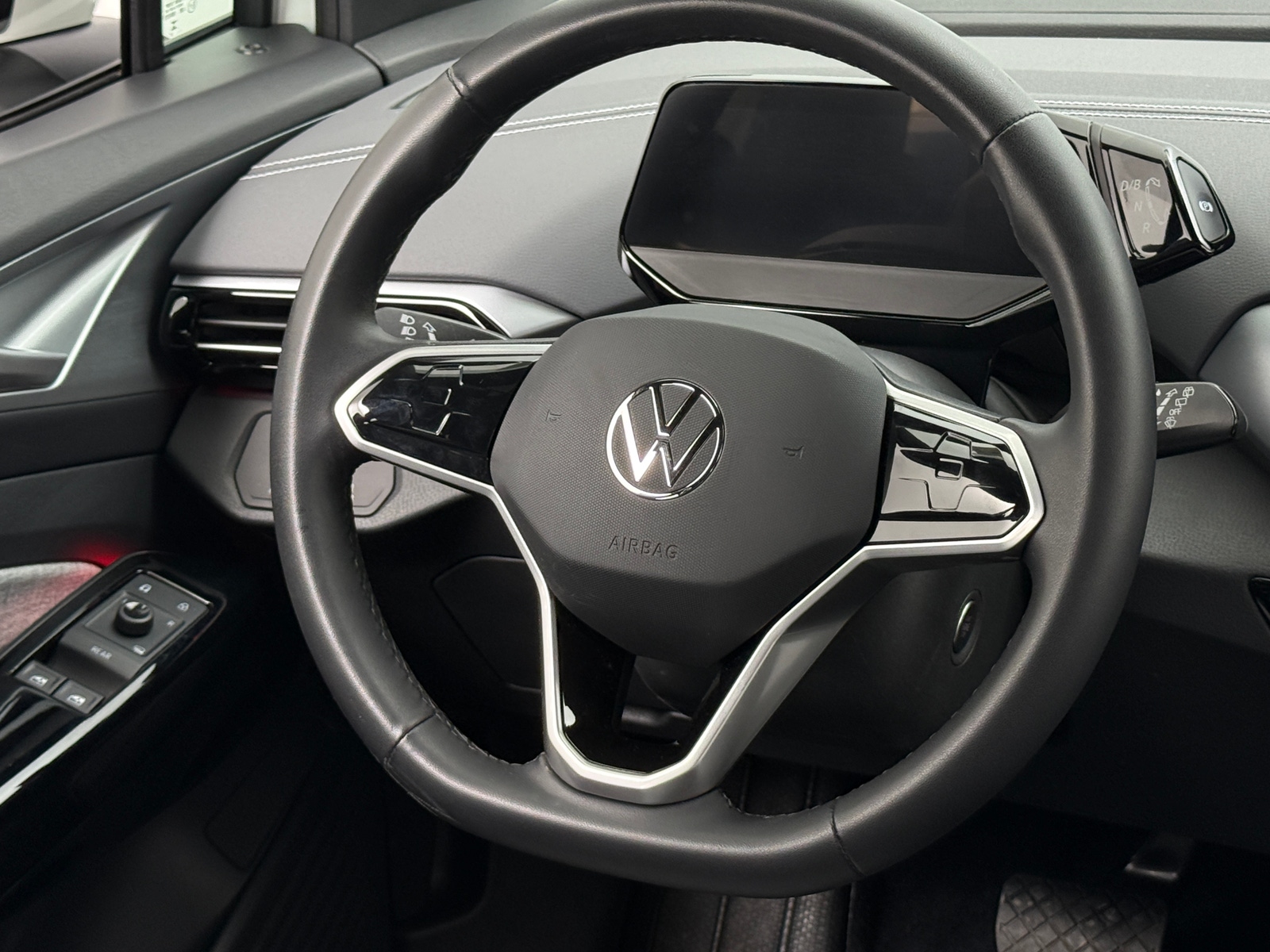 Thumbnail: 2023 Volkswagen ID.4 - 5