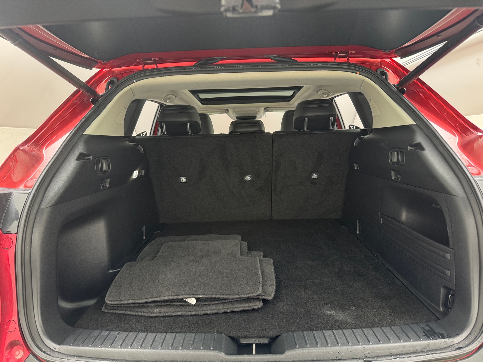 Thumbnail: 2025 Mazda CX-50 - 6